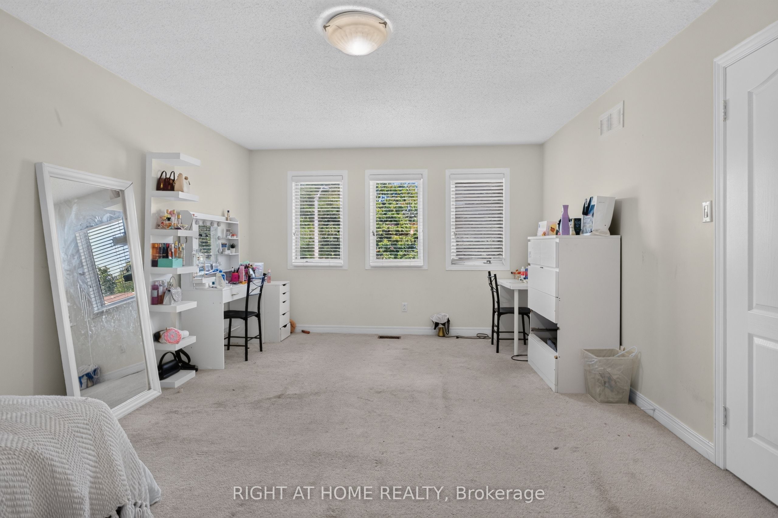 12 Baslaw Drive Property Photo 23