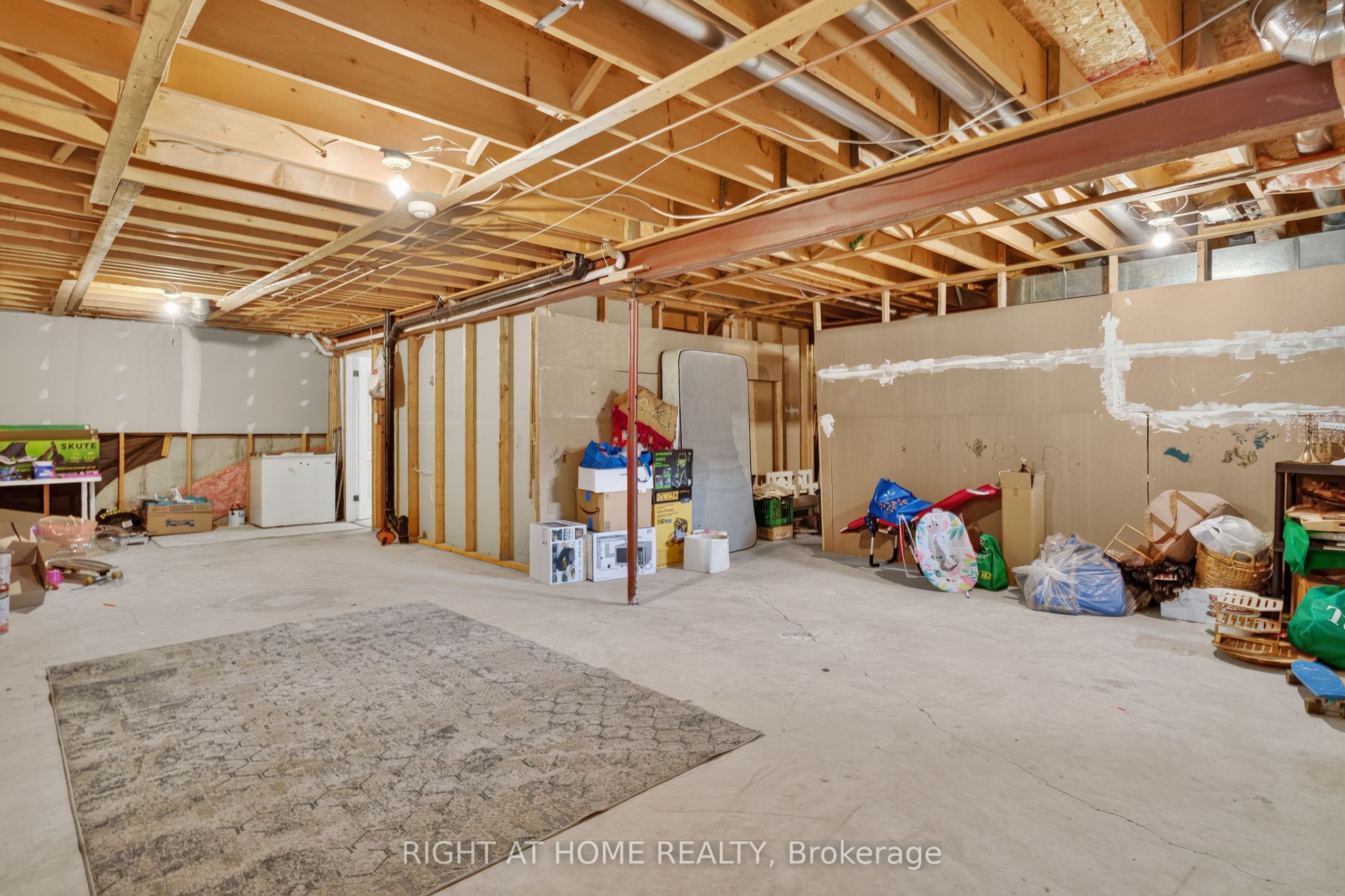 12 Baslaw Drive Property Photo 38