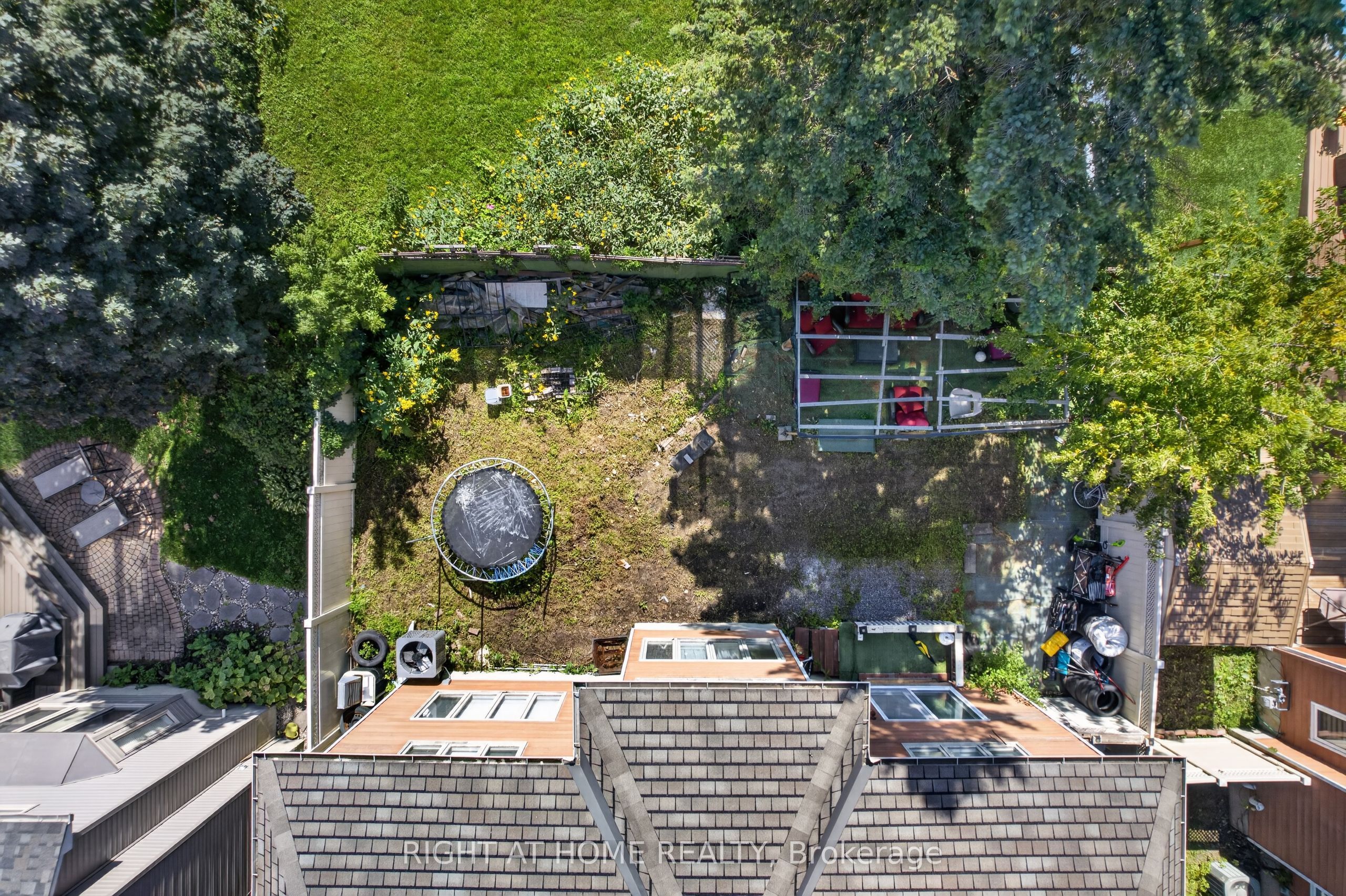 12 Baslaw Drive Property Photo 41