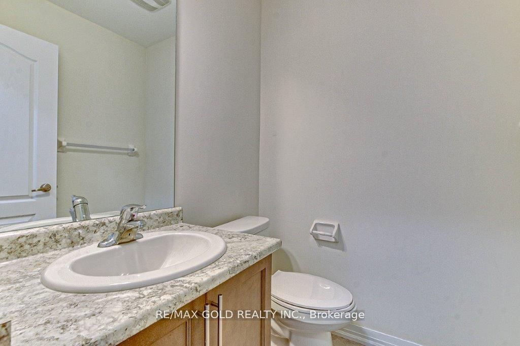 120 Huntingford Trail Property Photo 10