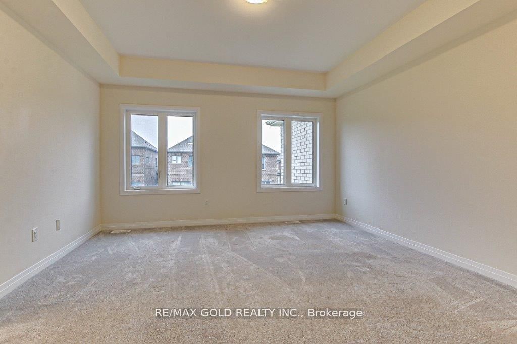 120 Huntingford Trail Property Photo 13