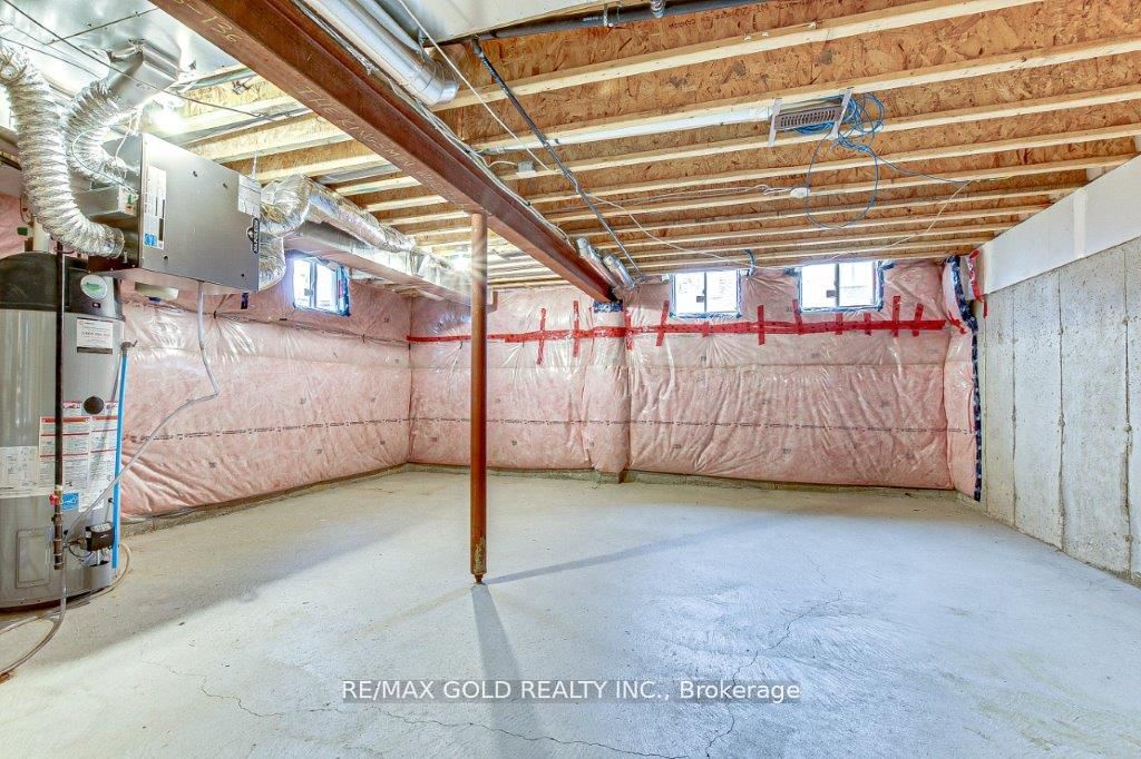 120 Huntingford Trail Property Photo 20