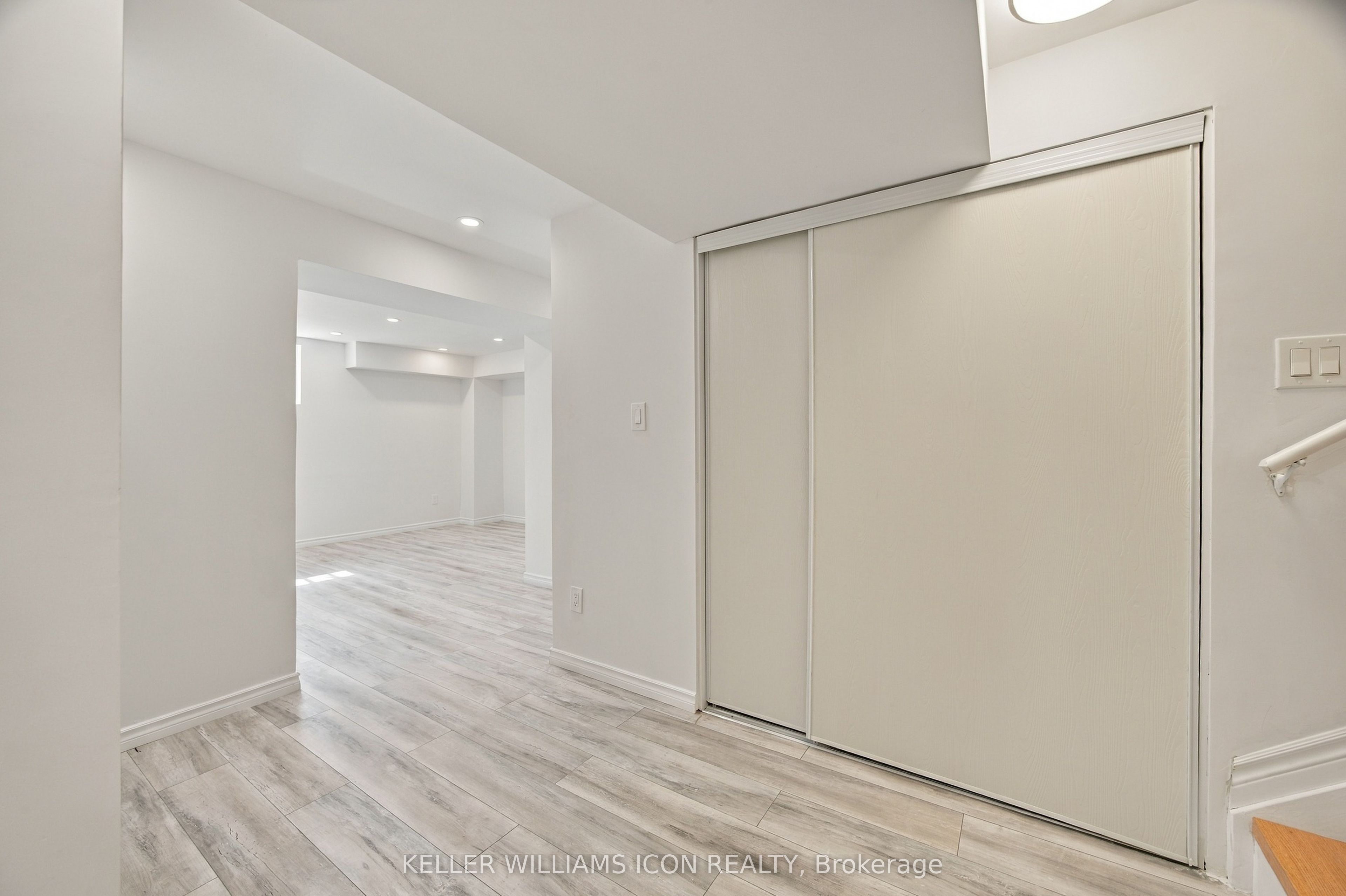 504 Alcor Terrace Property Photo 36