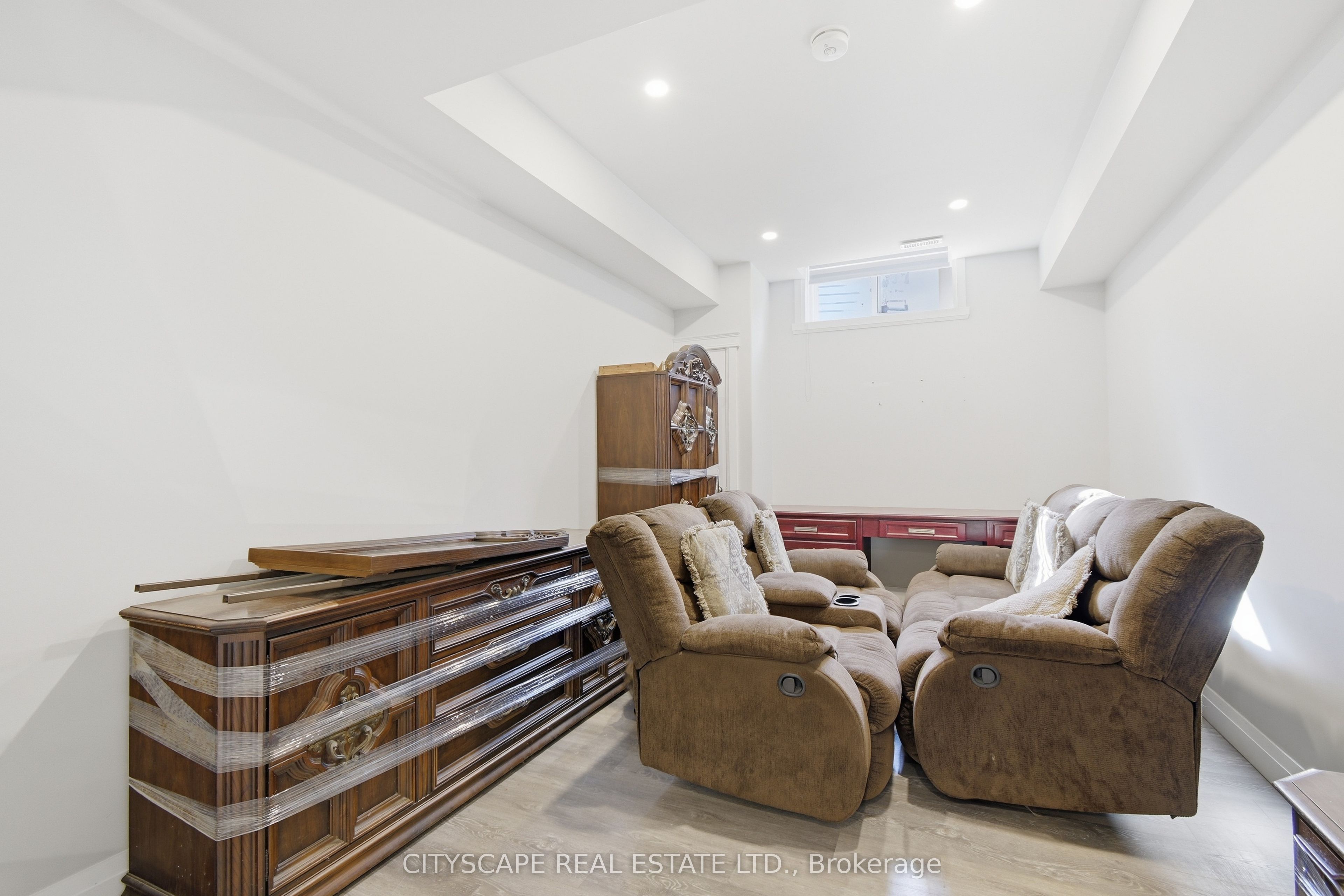 30 Augustus Court Property Photo 33