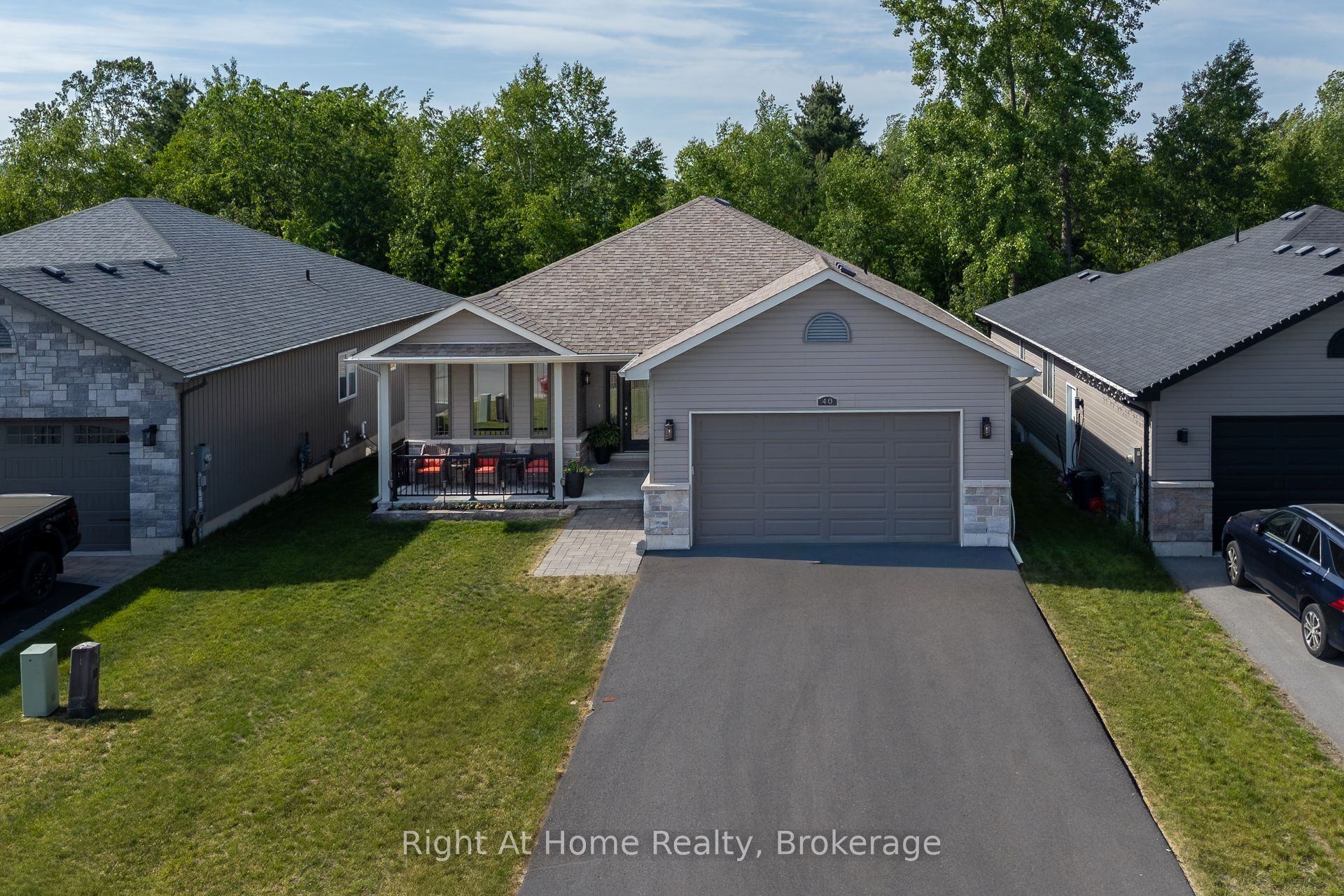 40 Birchmount Street Property Photo 1