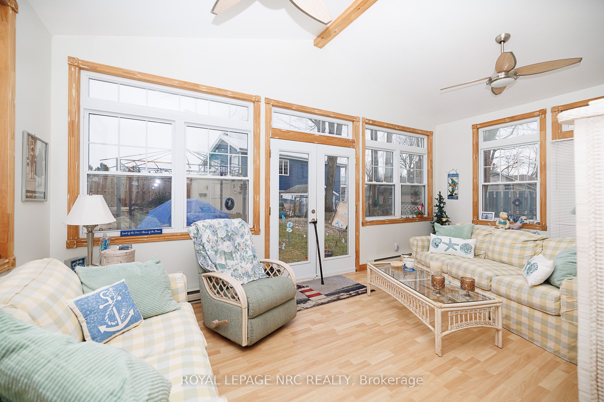 3840 Terrace Lane Property Photo 15
