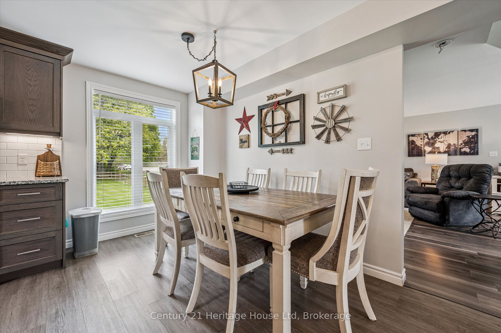 584077 Beachville Road Property Photo 13
