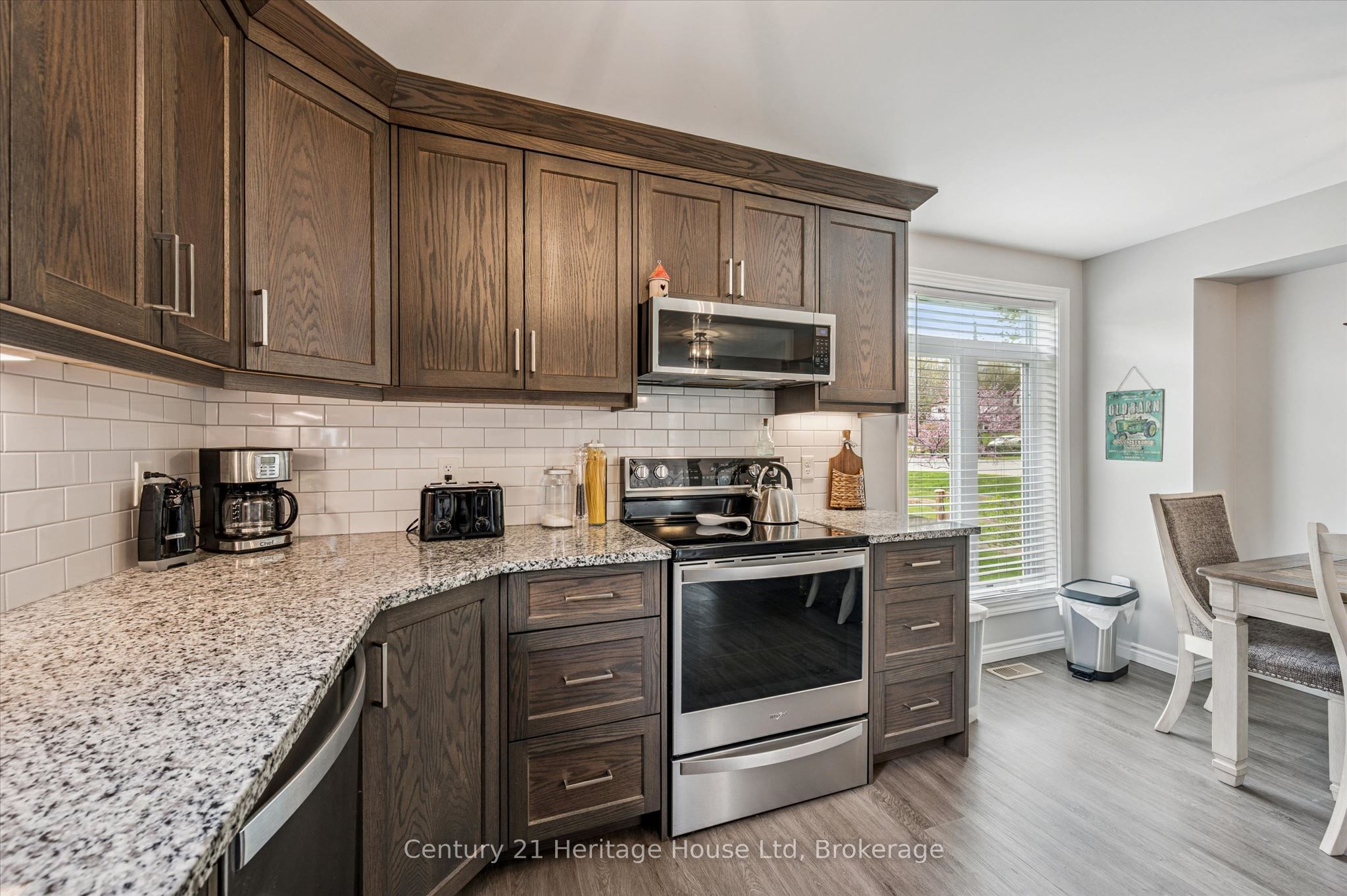 584077 Beachville Road Property Photo 17