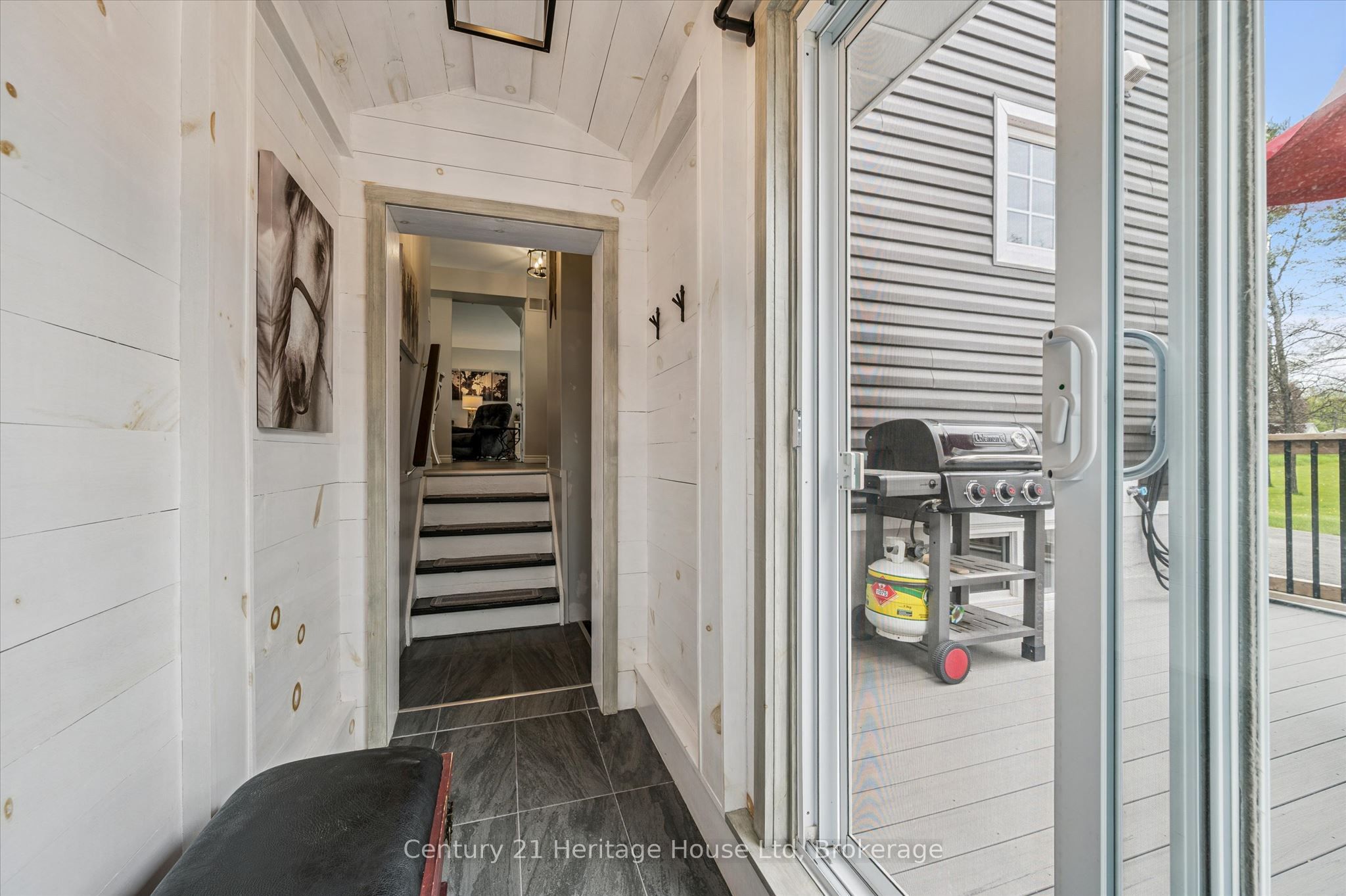584077 Beachville Road Property Photo 24