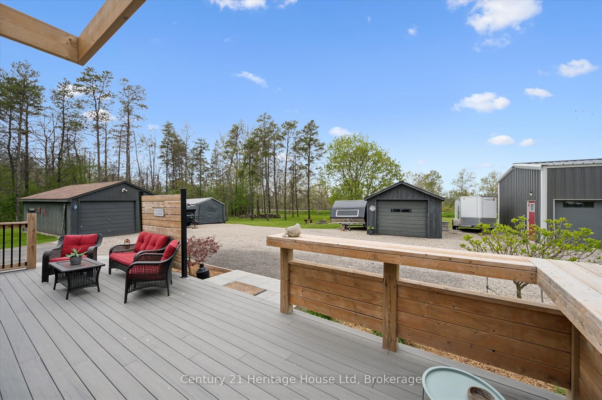 584077 Beachville Road Property Photo 38