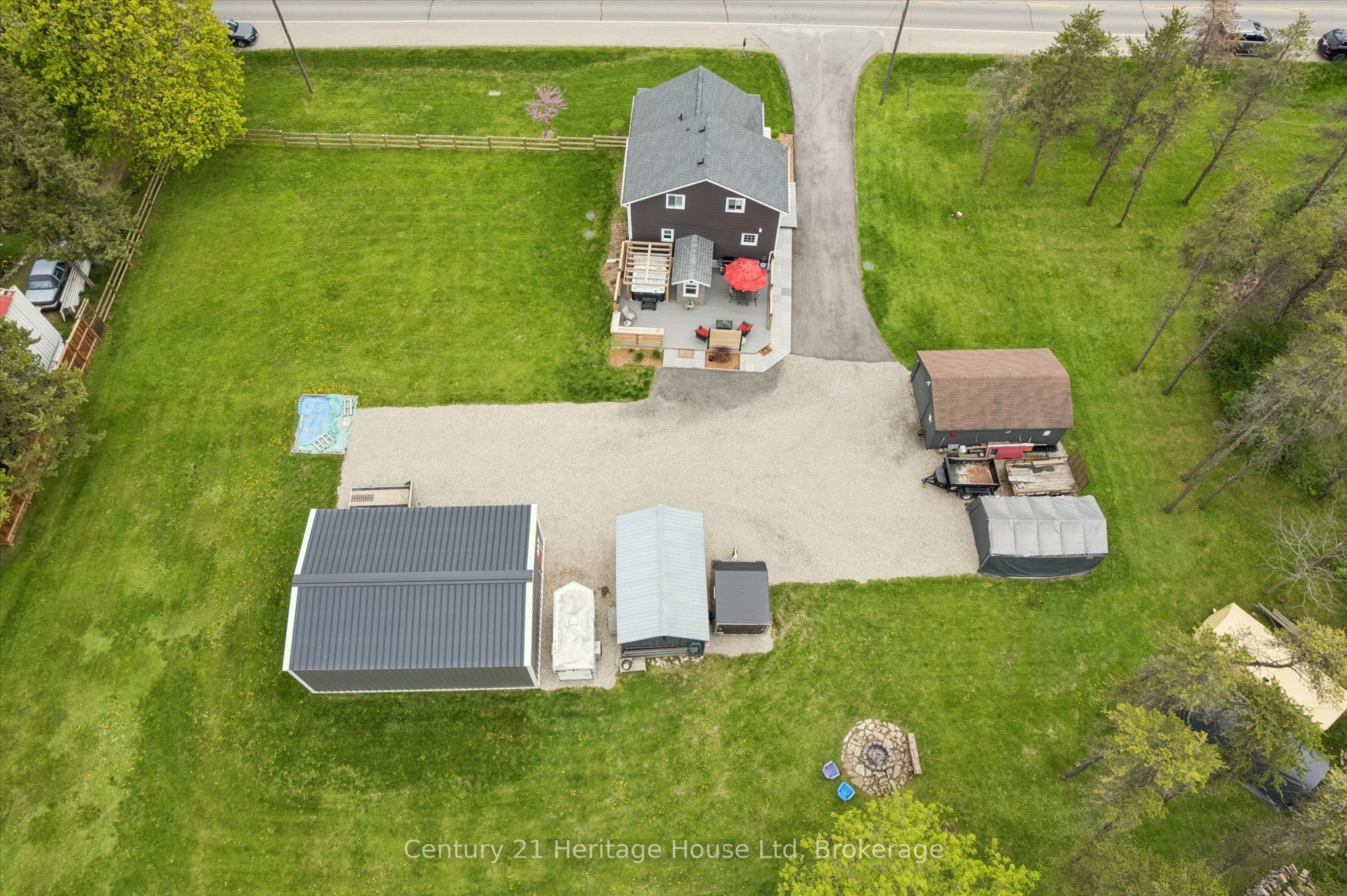 584077 Beachville Road Property Photo 45