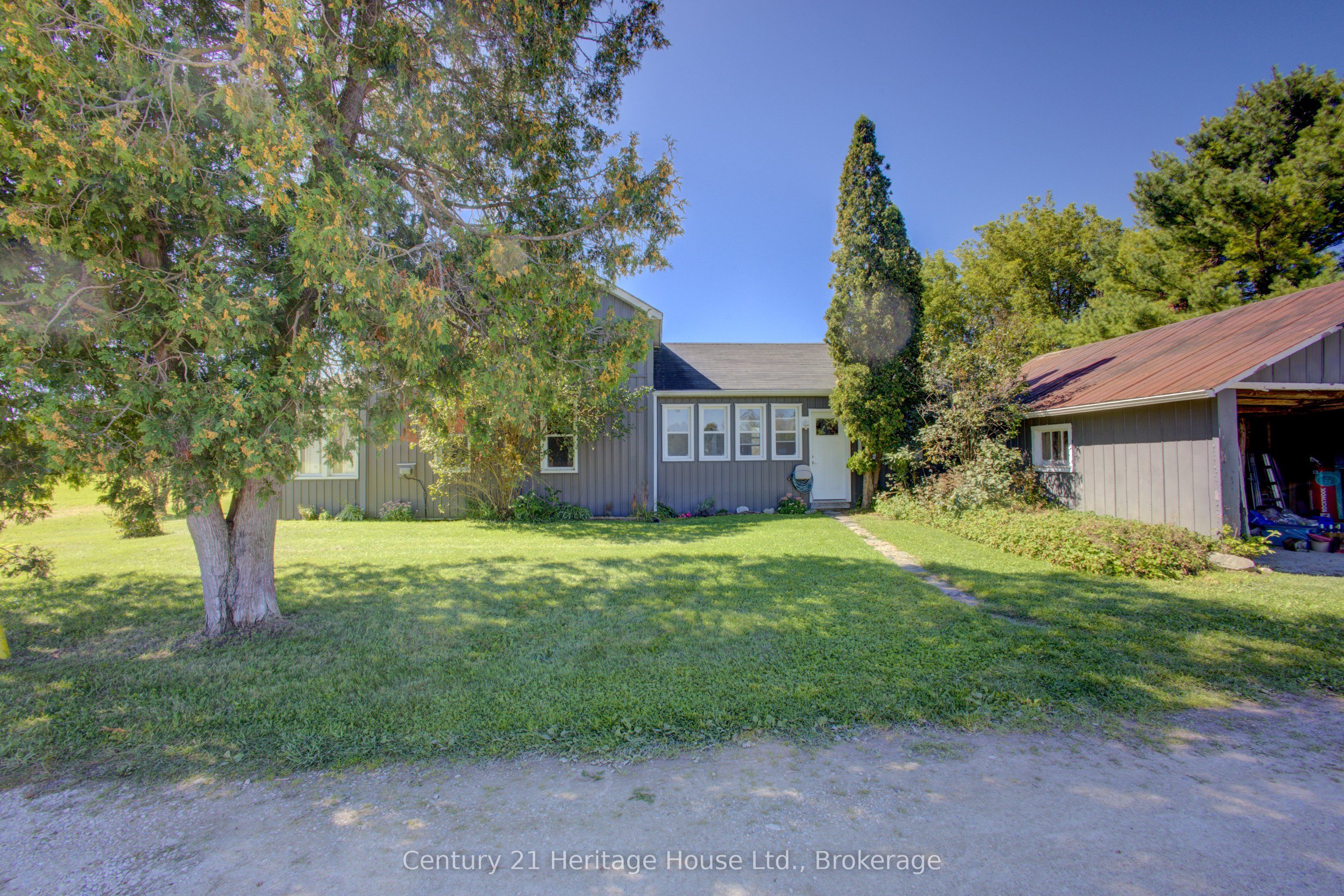 343509 North Line Property Photo 6