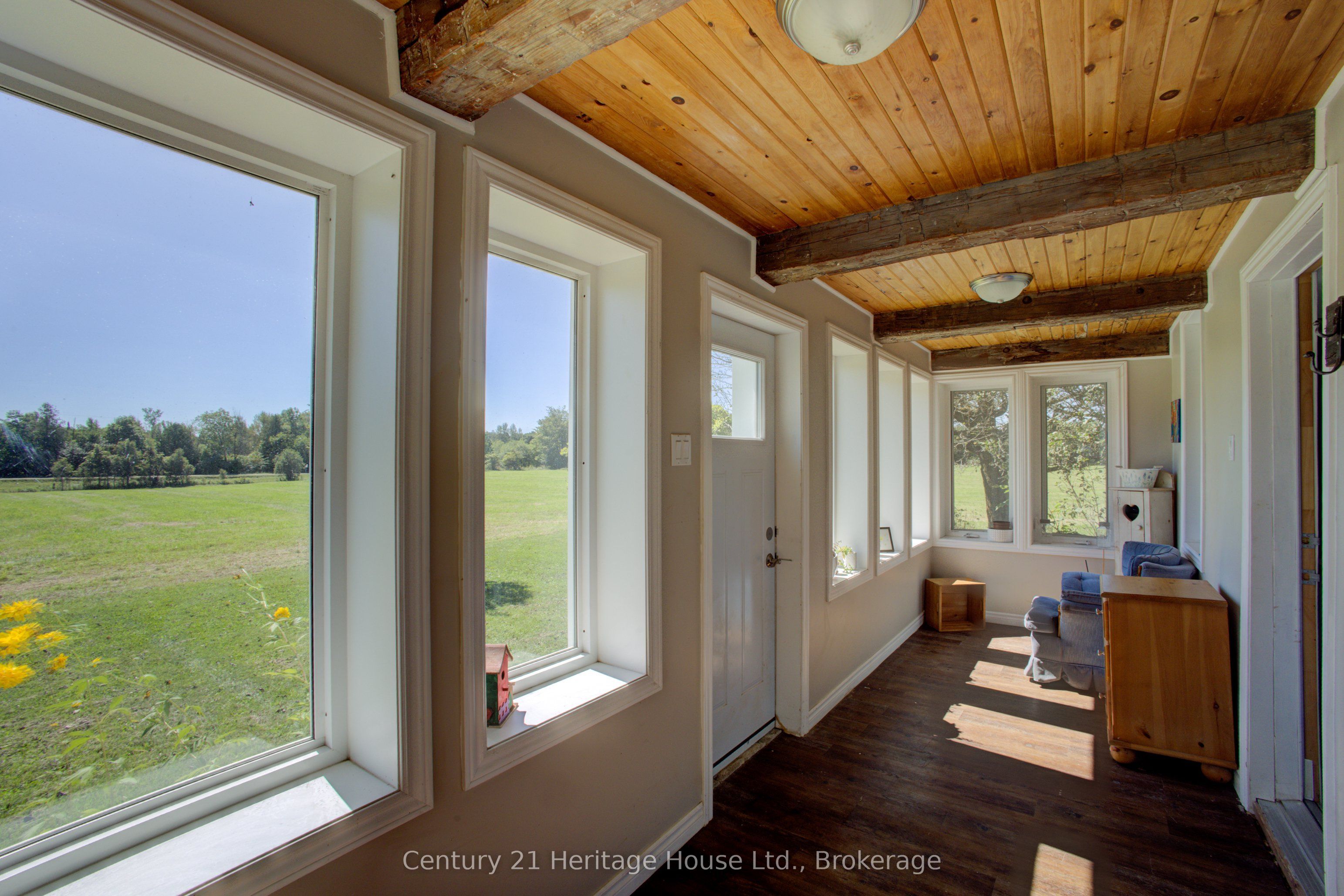 343509 North Line Property Photo 10