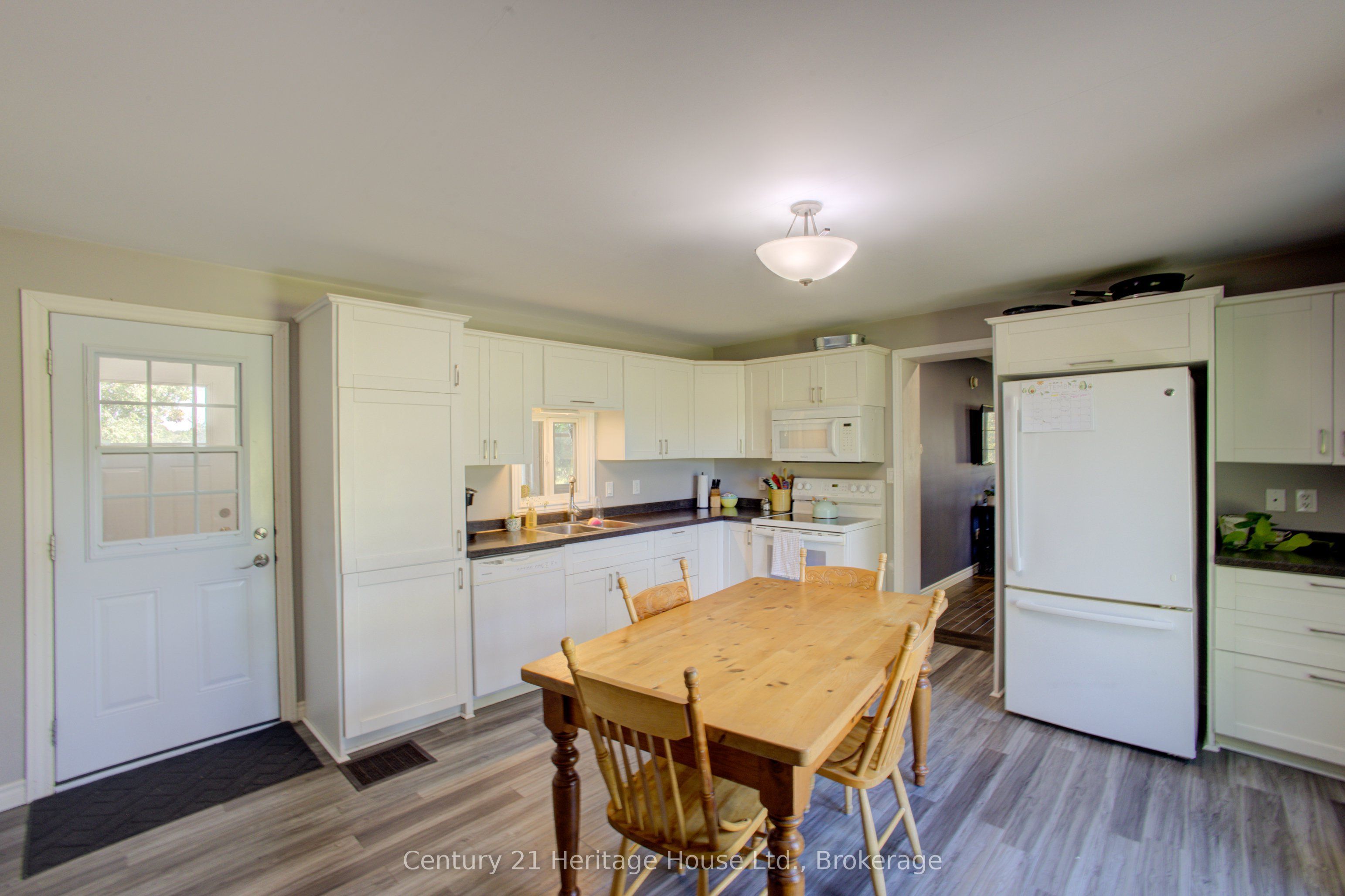343509 North Line Property Photo 14