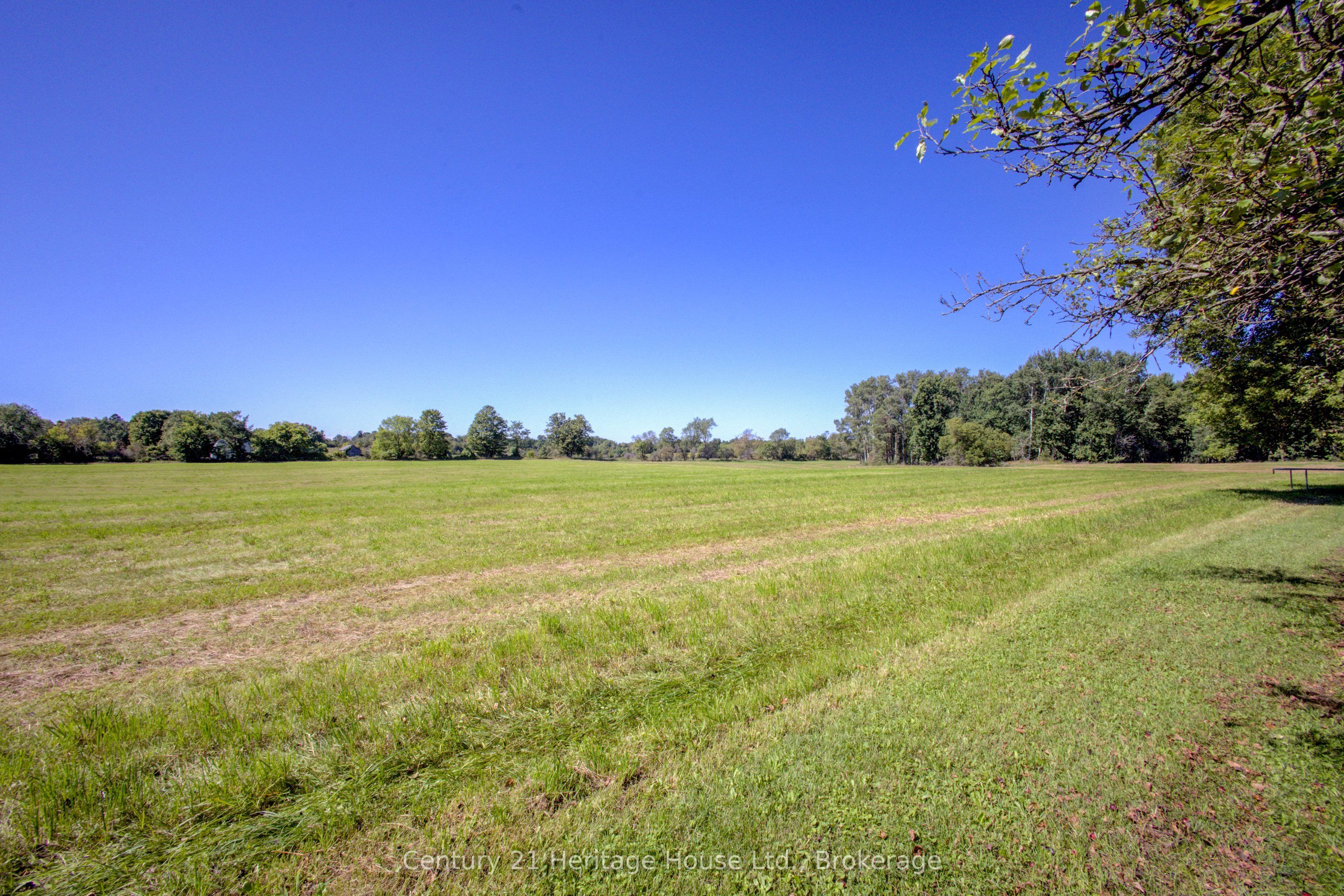 343509 North Line Property Photo 25