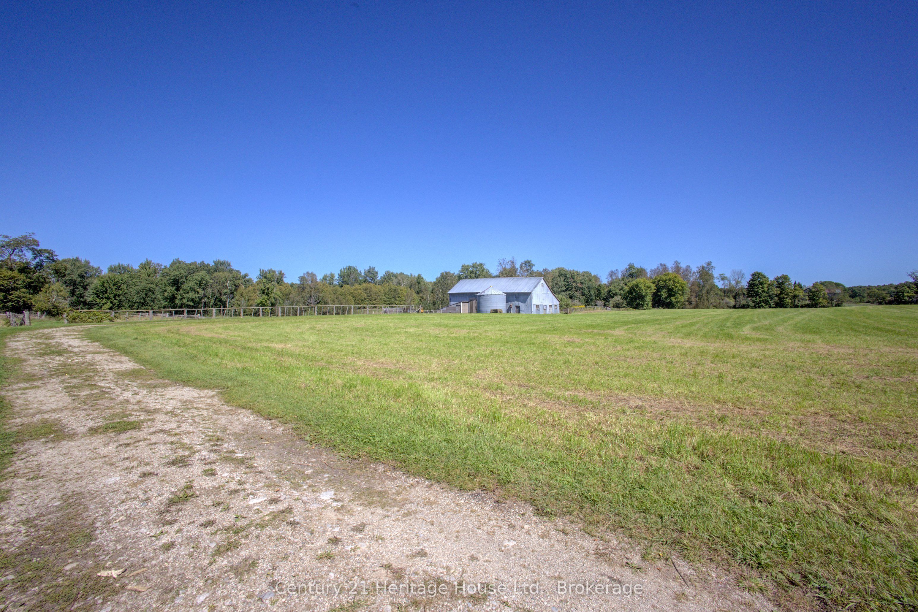 343509 North Line Property Photo 26