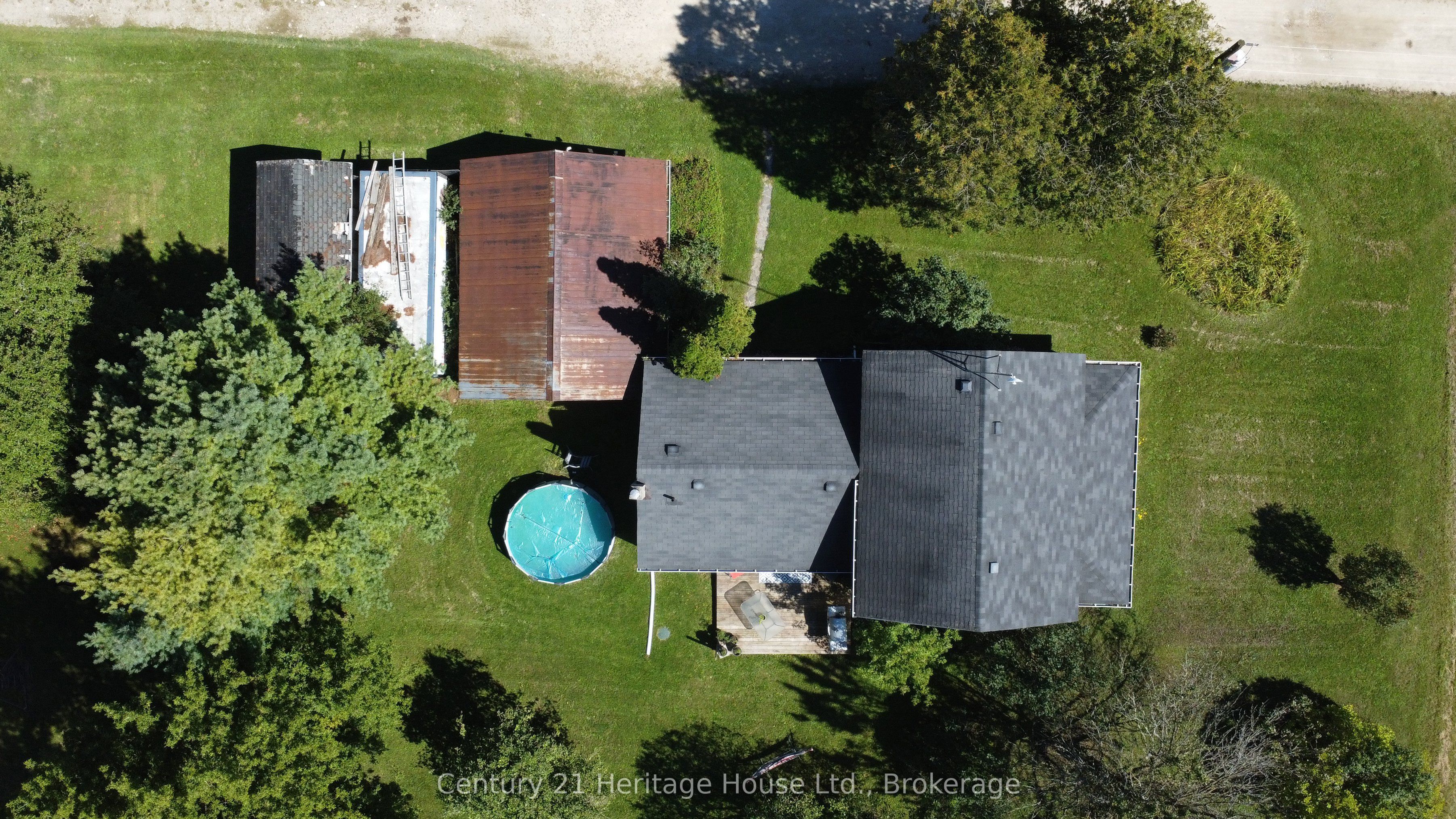 343509 North Line Property Photo 47