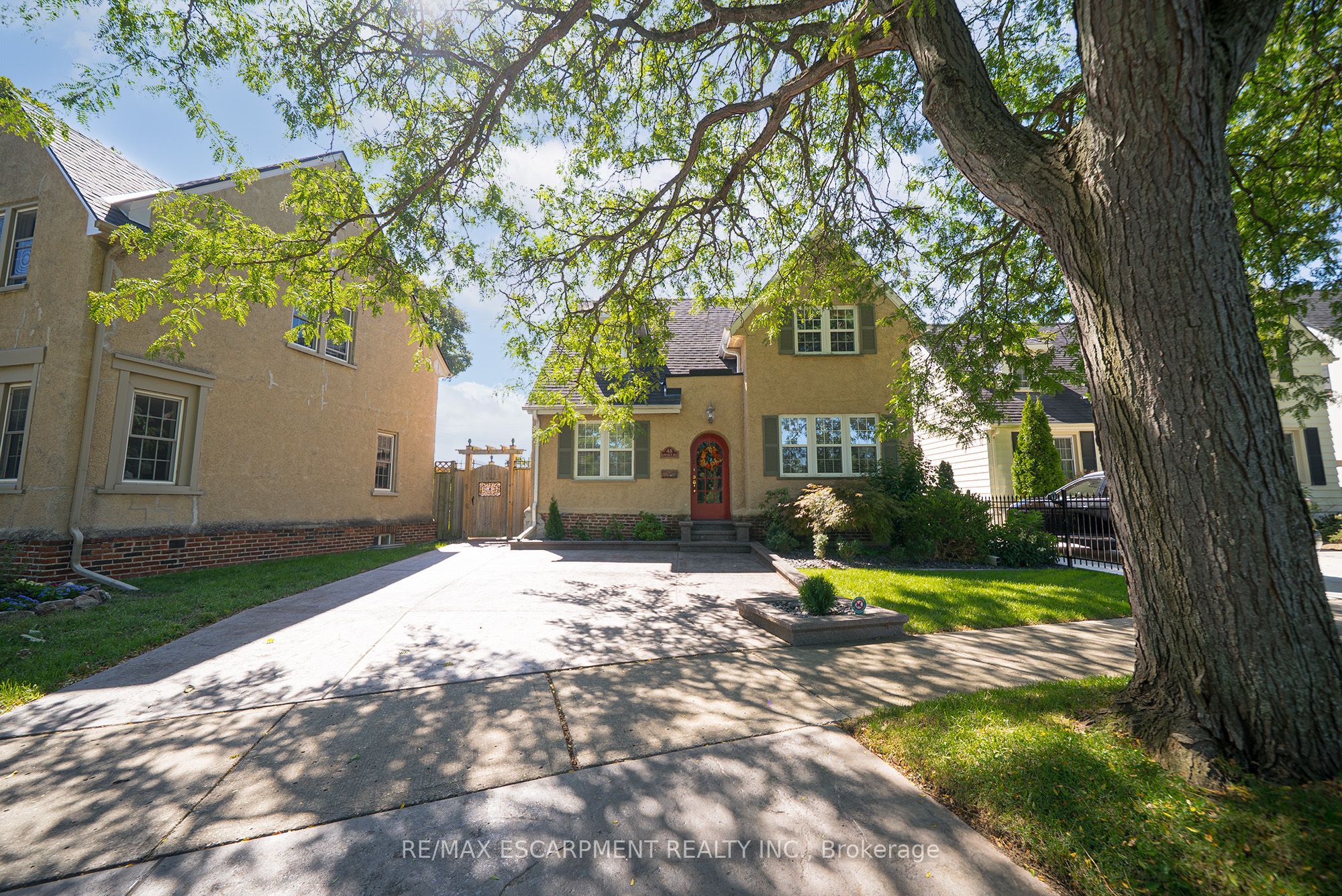 48 Lincoln Avenue Property Photo 1