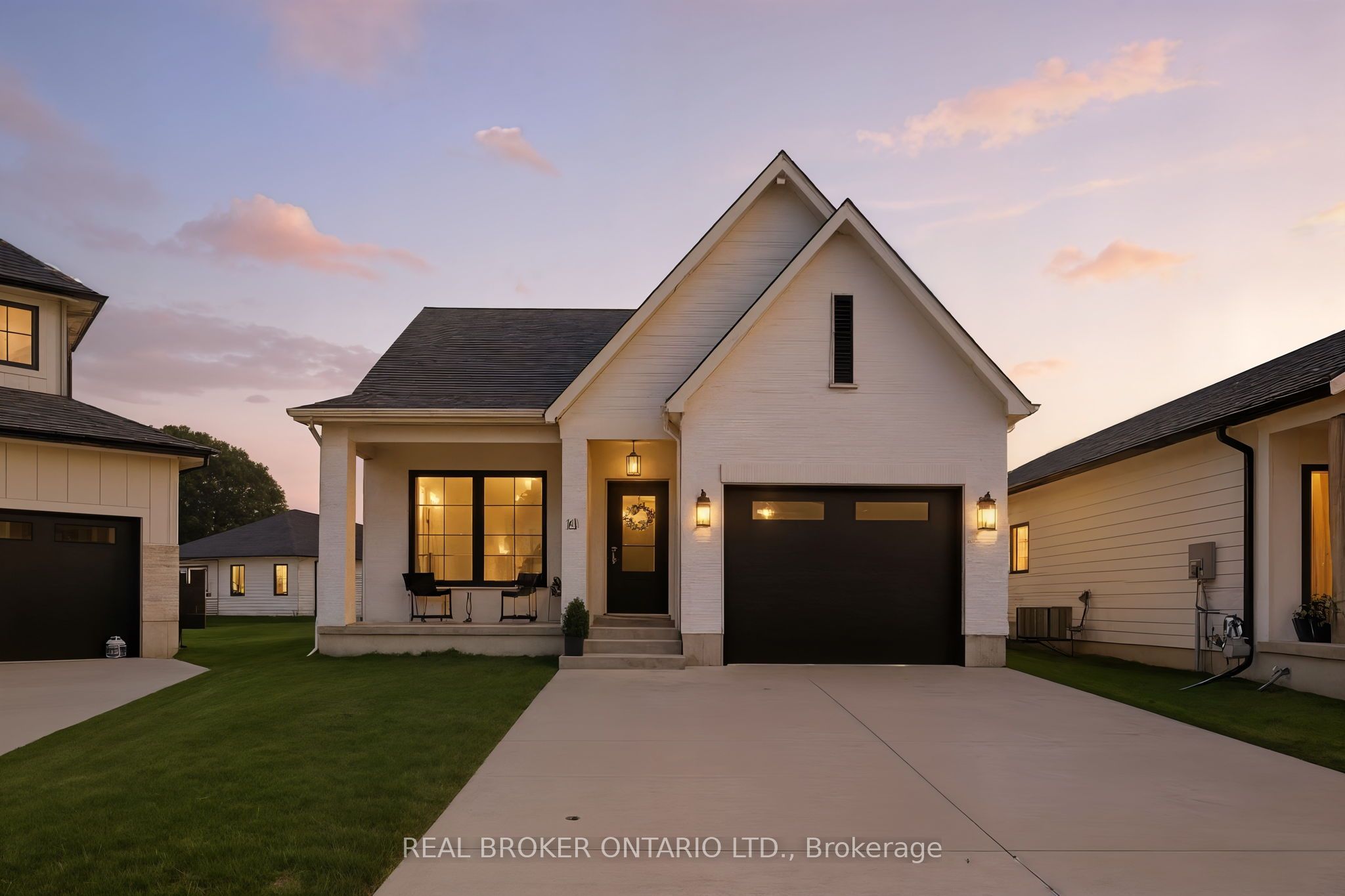 10 Macneil Court Property Photo 2