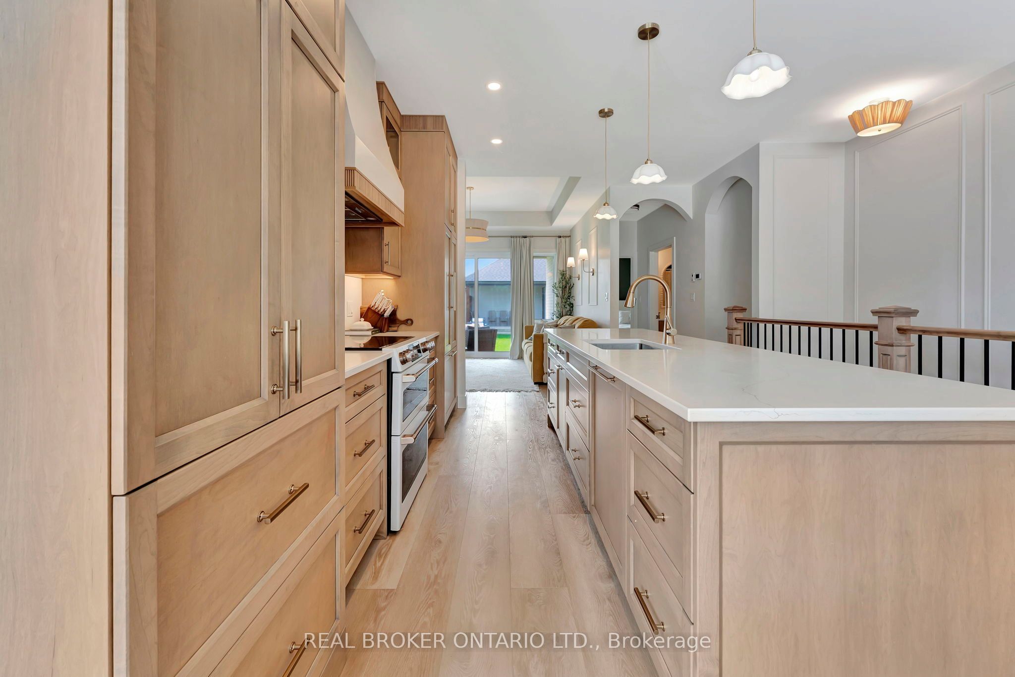 10 Macneil Court Property Photo 10