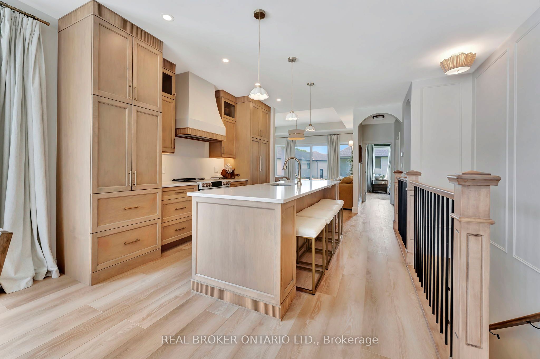 10 Macneil Court Property Photo 11