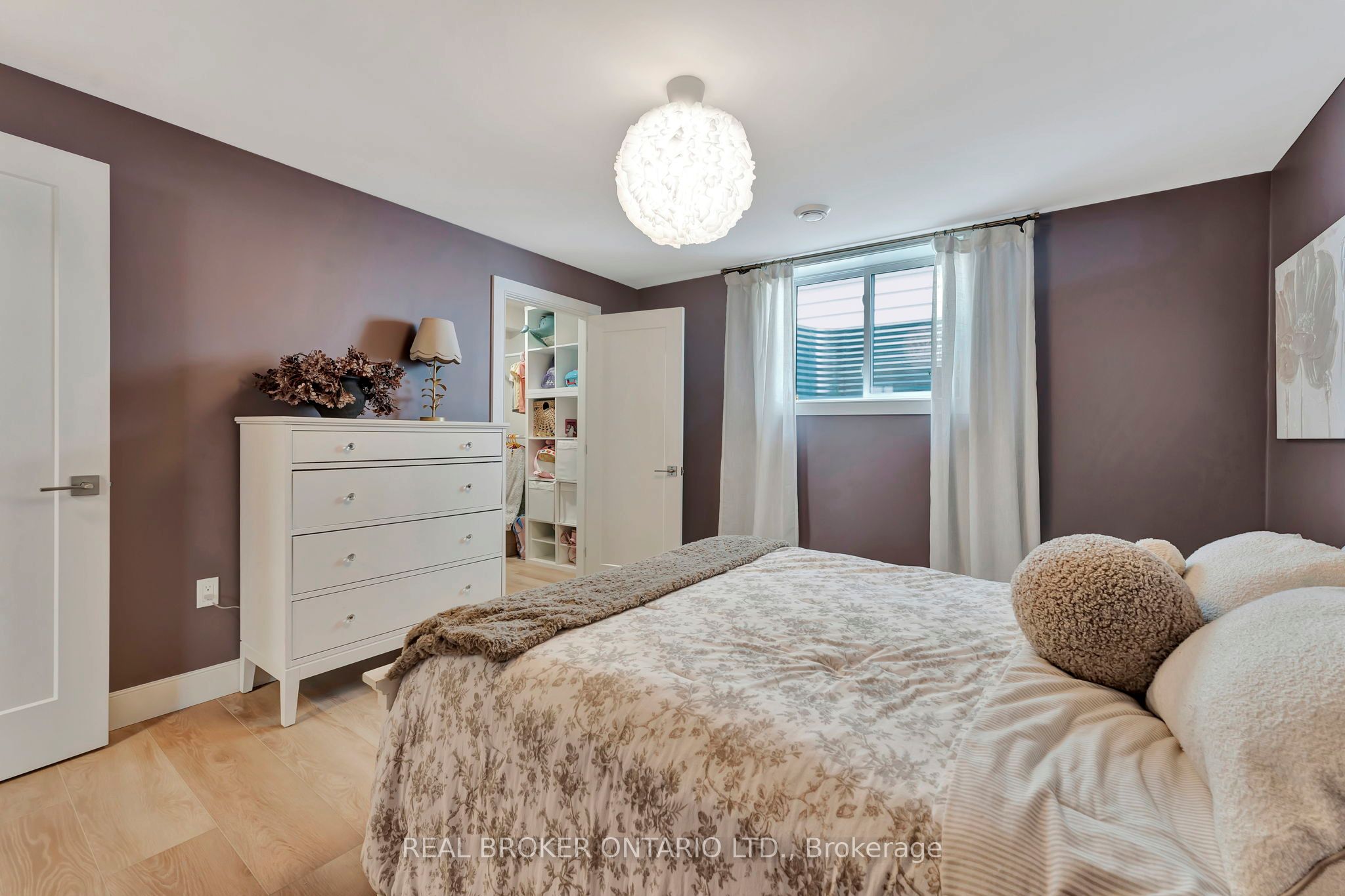 10 Macneil Court Property Photo 24