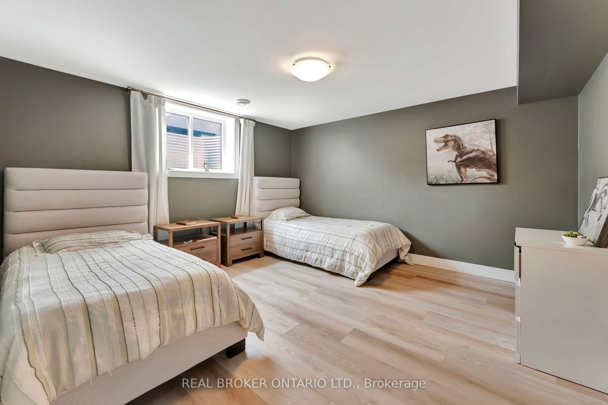 10 Macneil Court Property Photo 25
