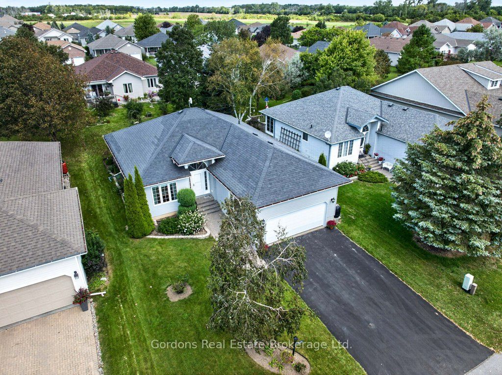 39 Elmdale Drive Property Photo 1