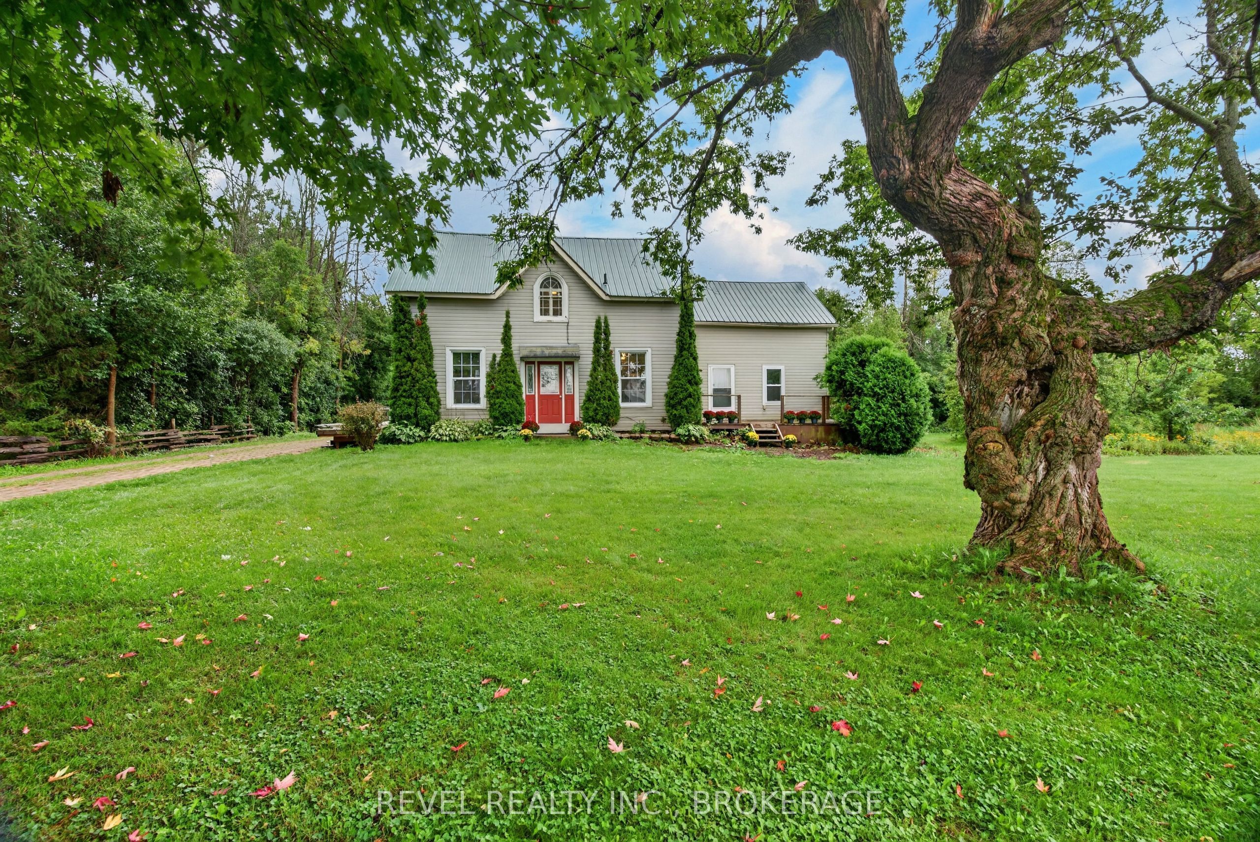 275 Haig Road Property Photo 2