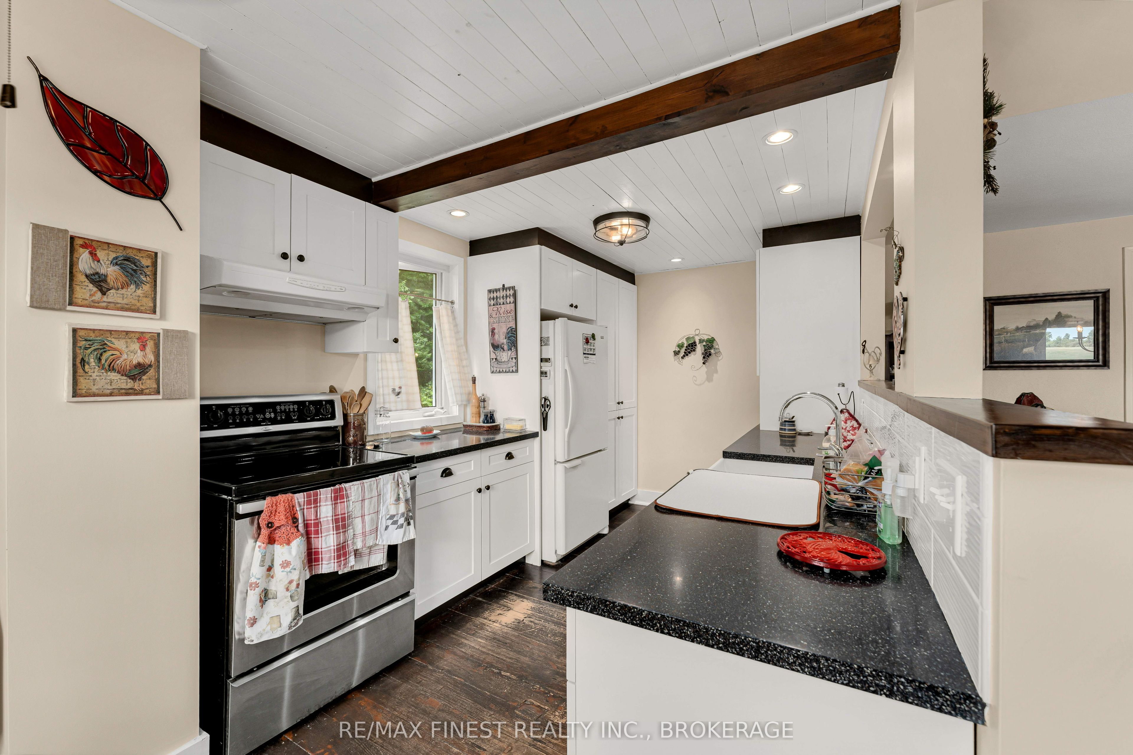 2018 Rutledge Road Property Photo 8