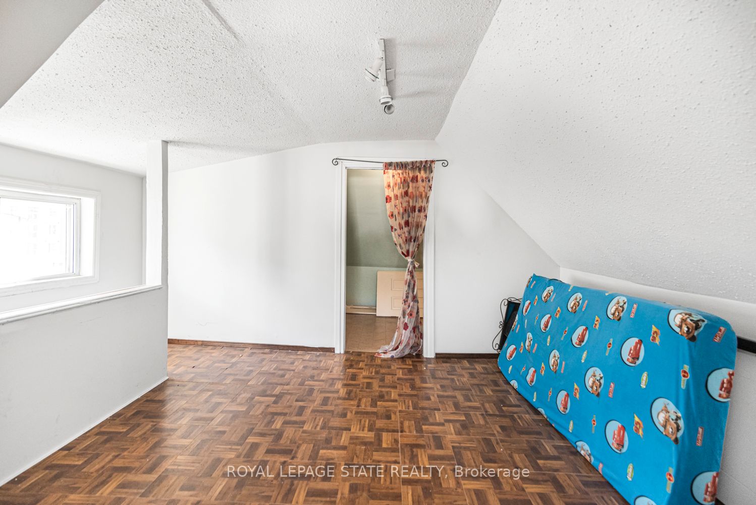 39 Arthur Avenue N Property Photo 32