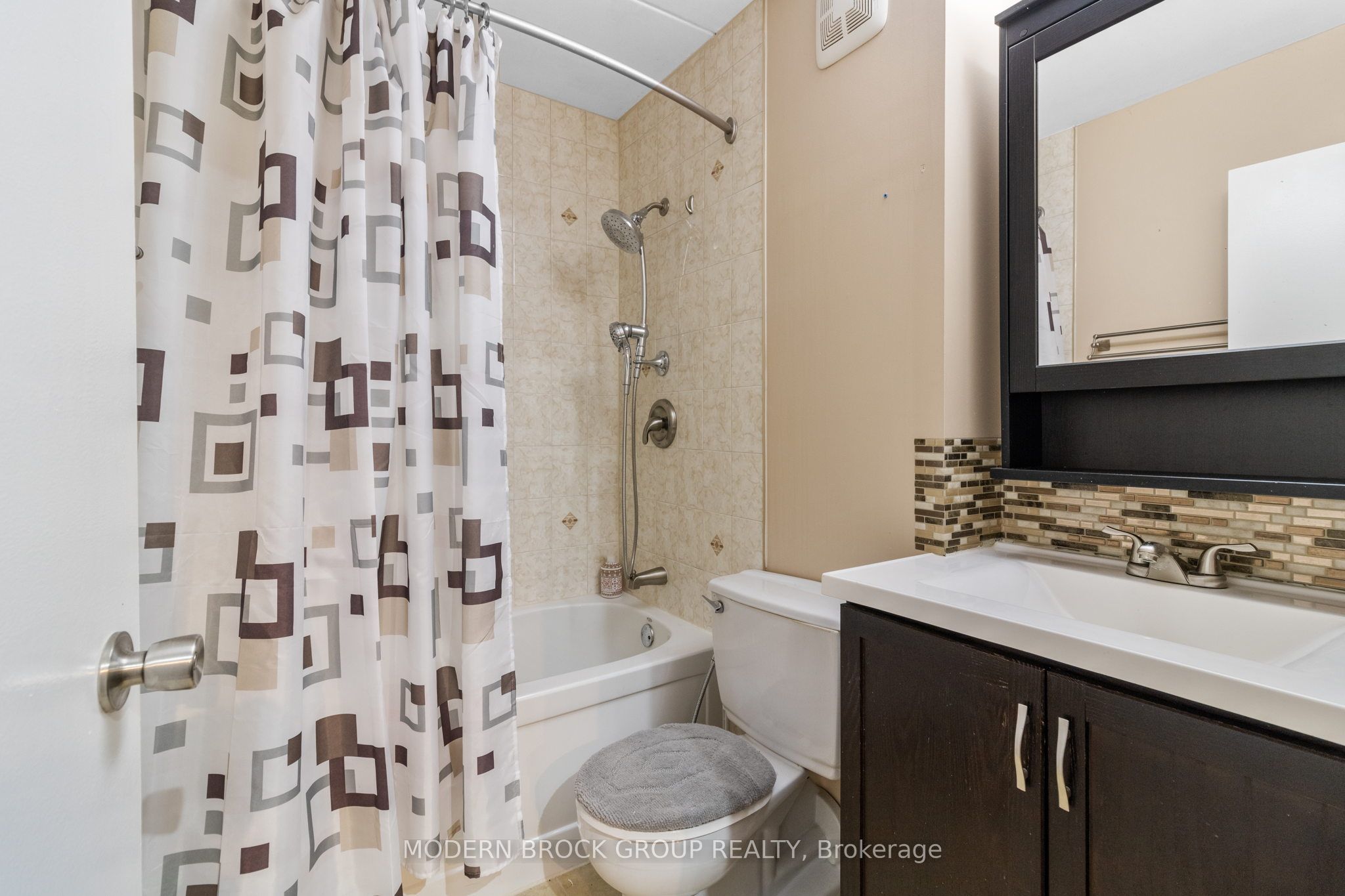 235 Water Street 608 Property Photo 31
