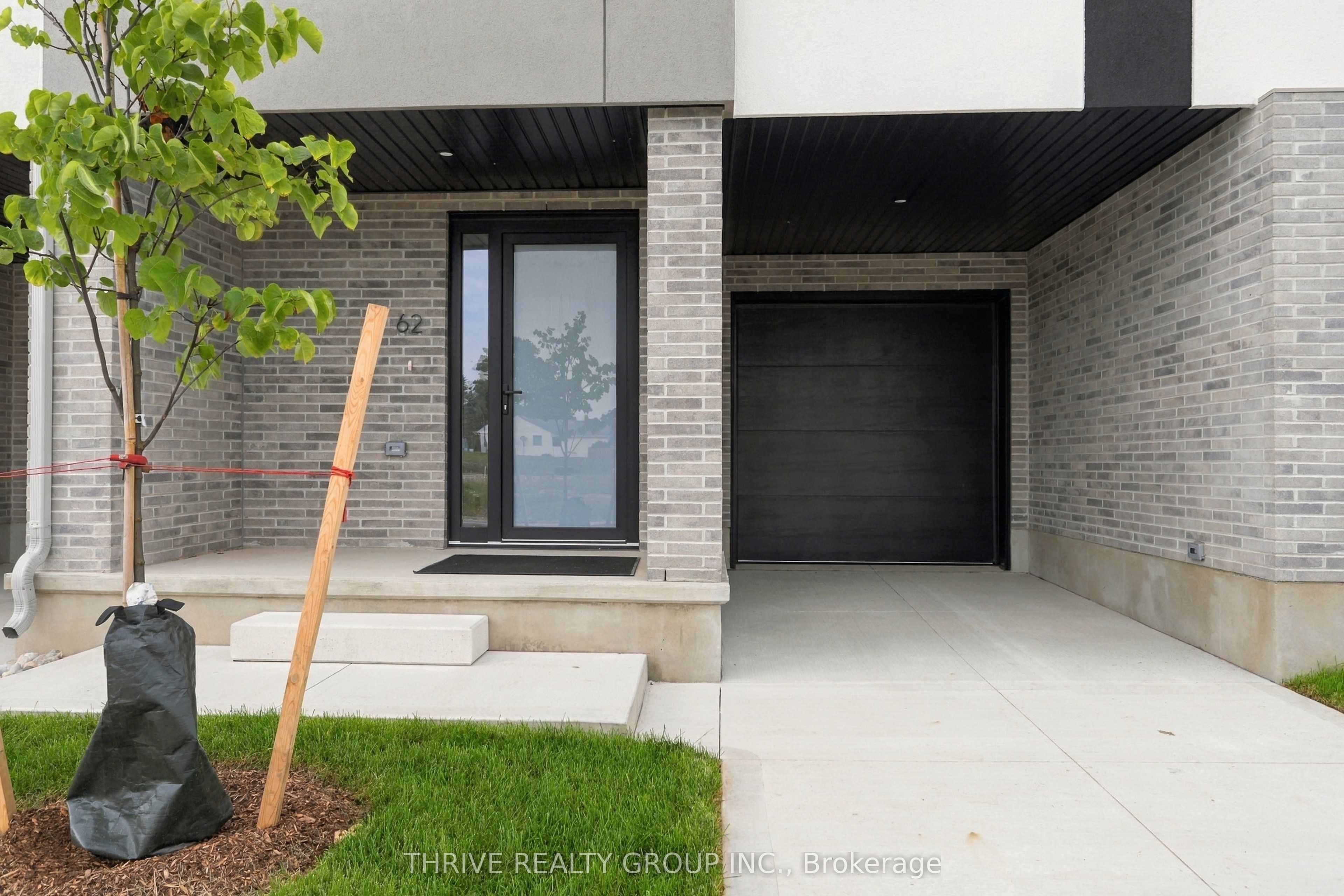 2927 Petty Road Property Photo 4