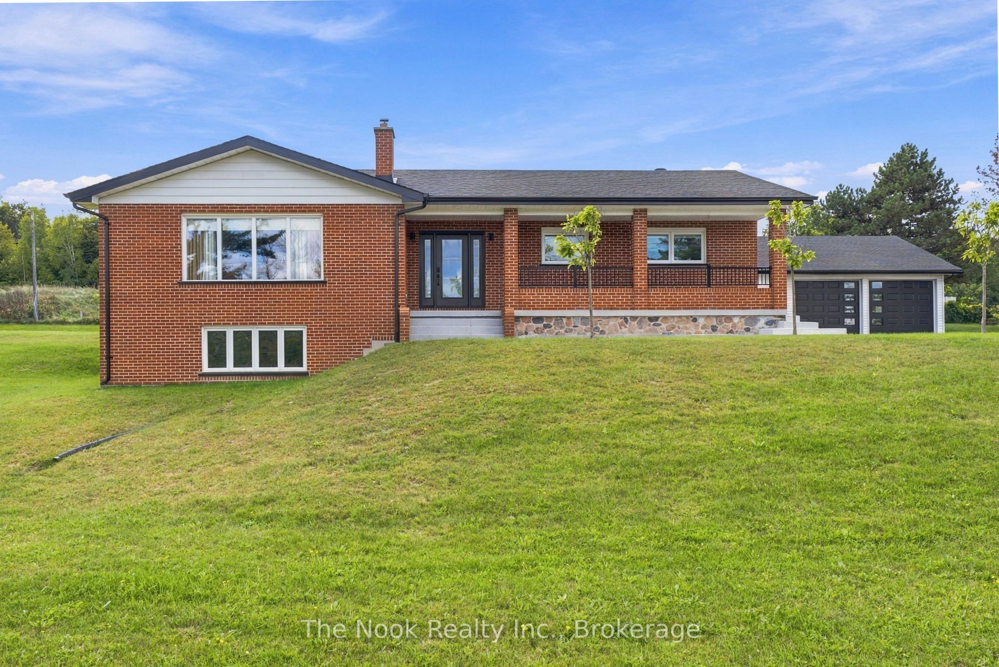 8803 Dale Road Property Photo 1