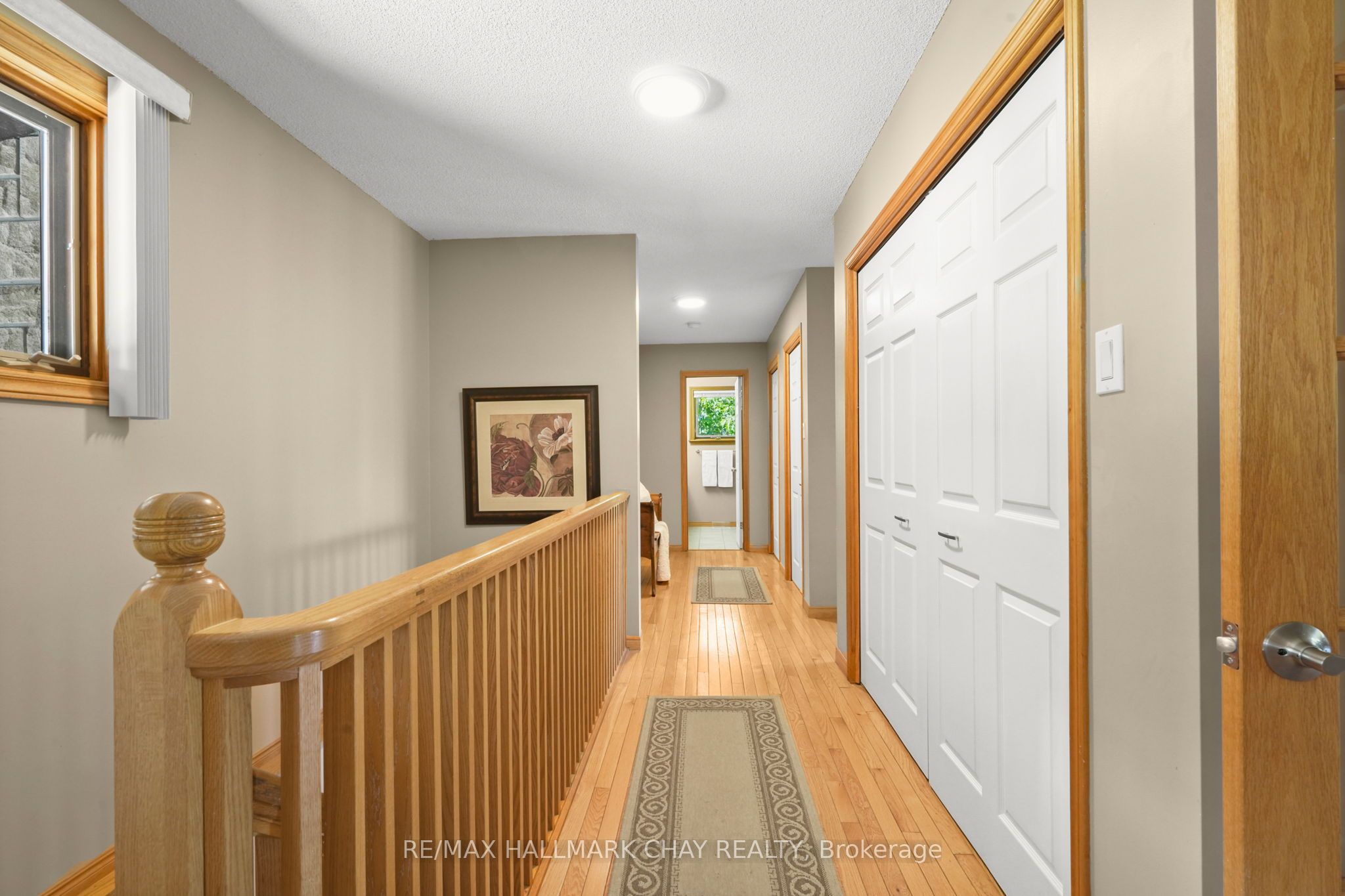877065 Fifth Line Property Photo 9