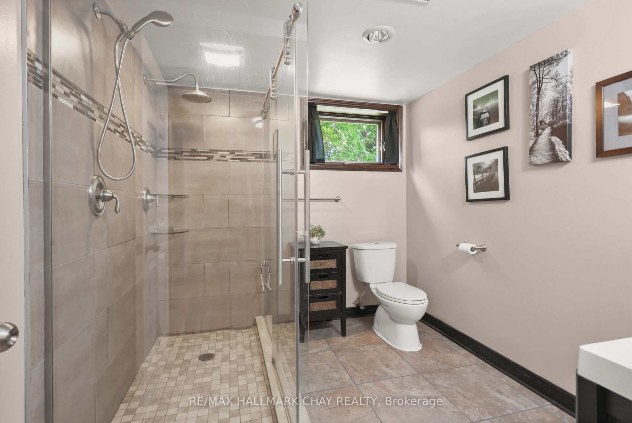 877065 Fifth Line Property Photo 33