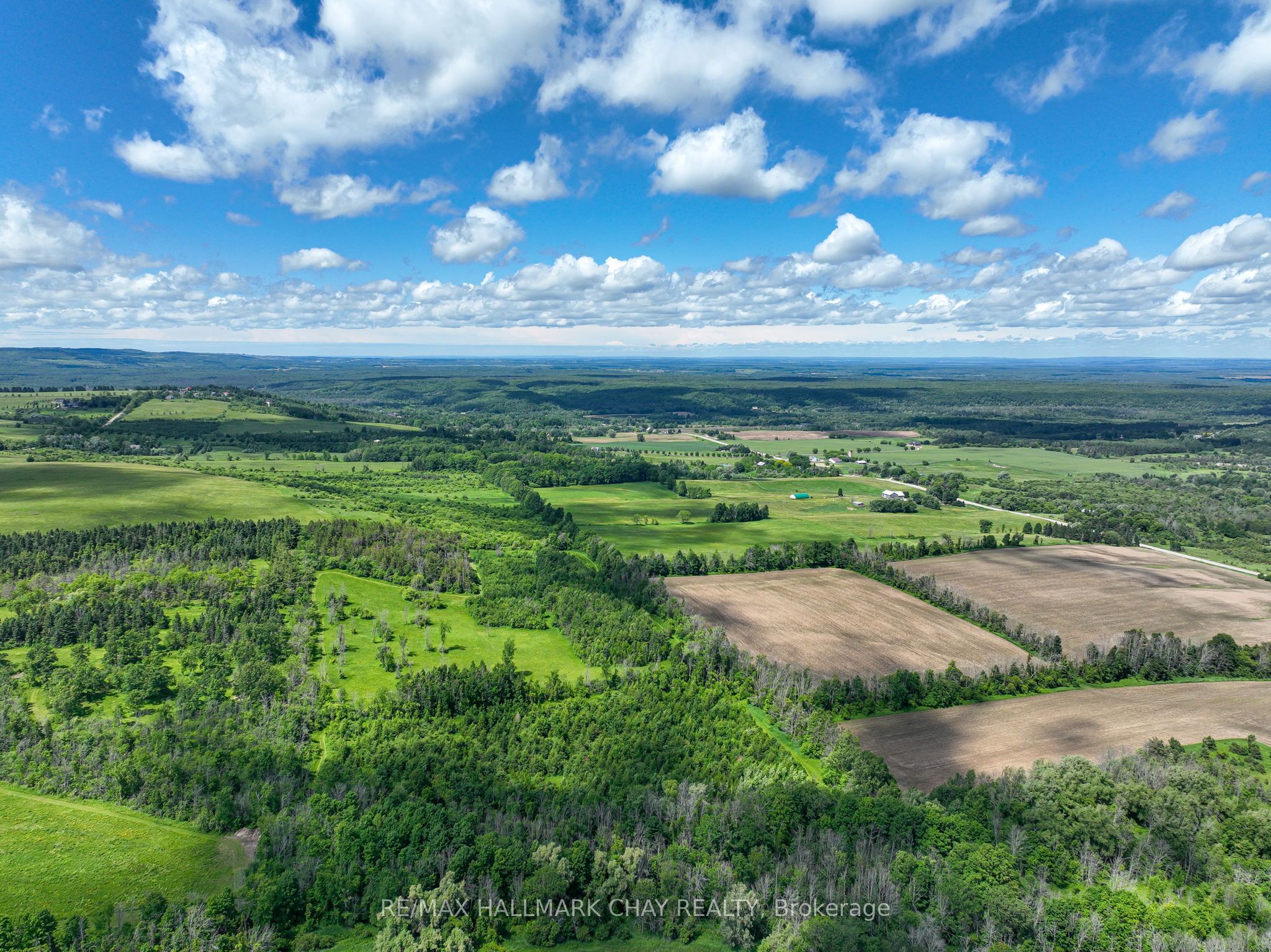 877065 Fifth Line Property Photo 43