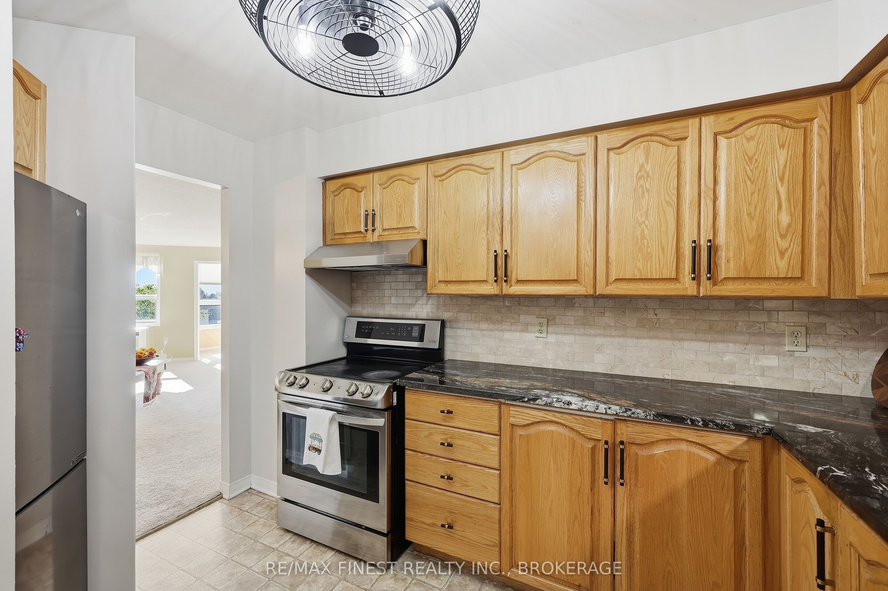 675 Davis Drive 504 Property Photo 20