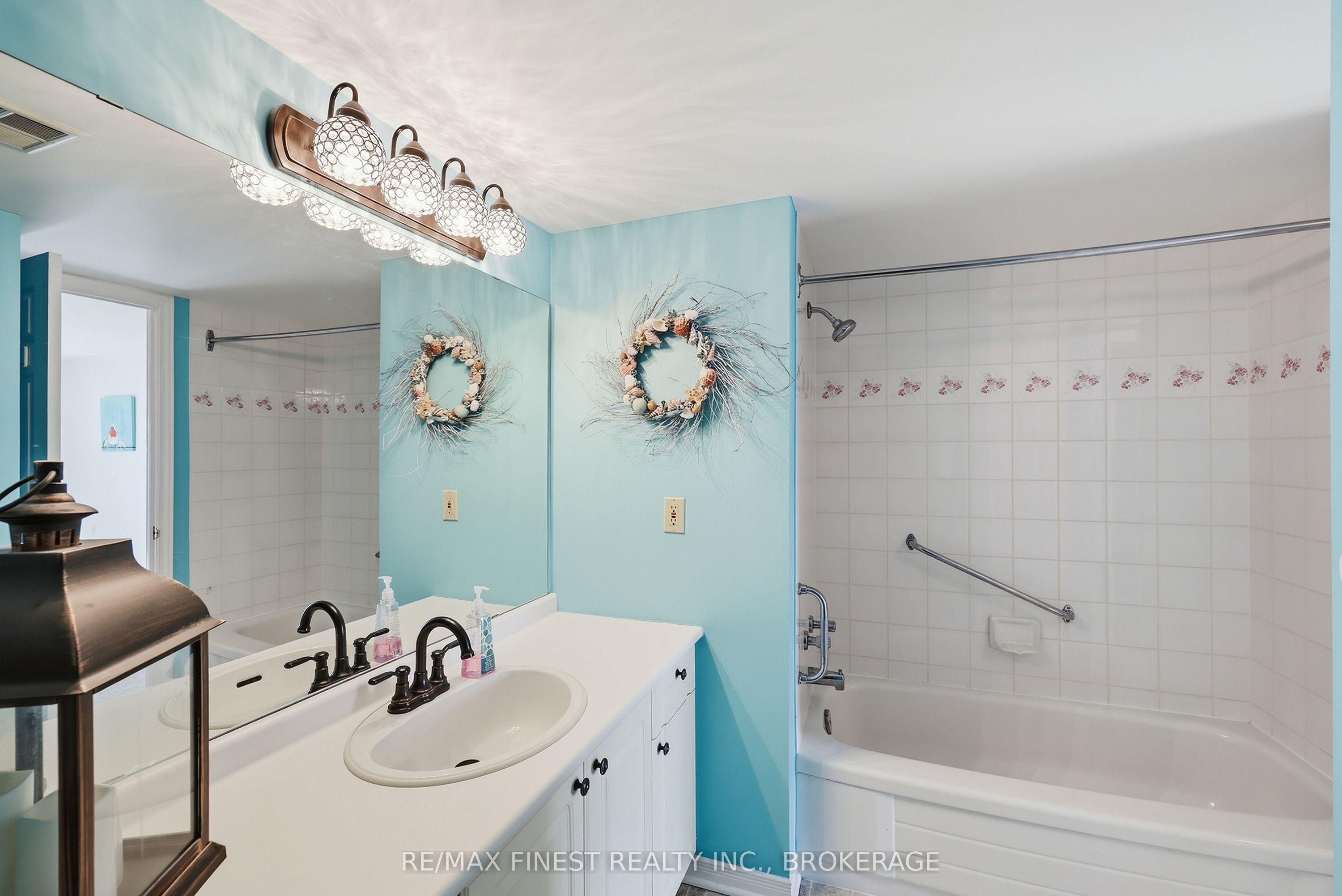 675 Davis Drive 504 Property Photo 32