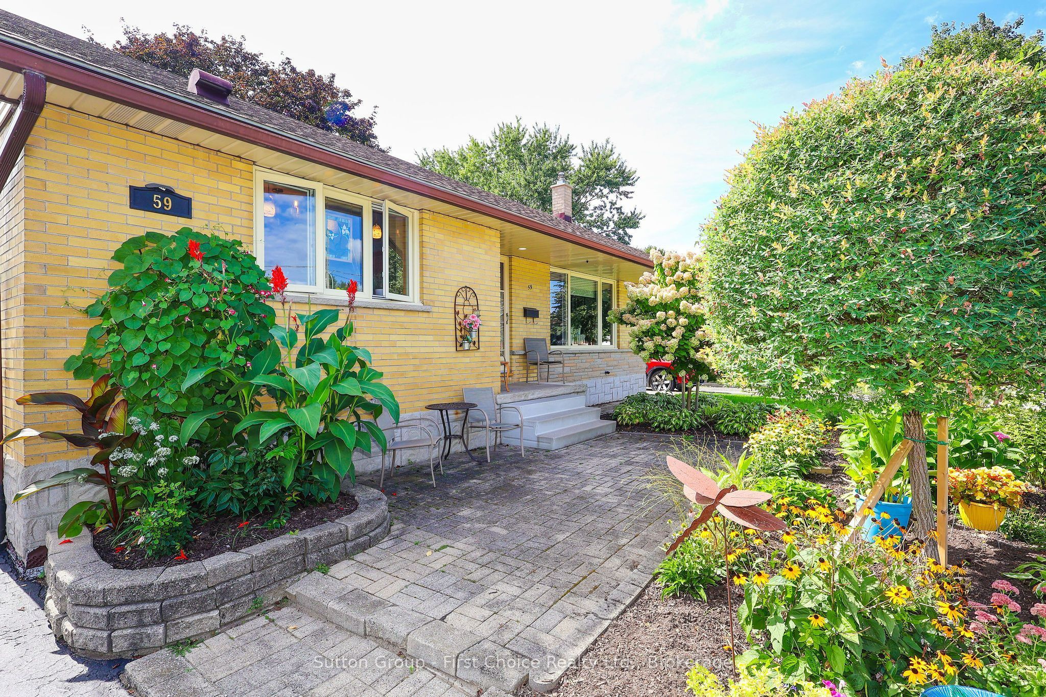 59 Easson Street Property Photo 3