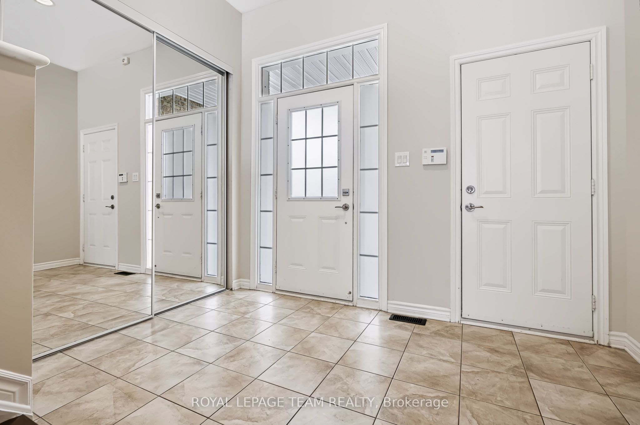 578 Remnor Avenue Property Photo 3