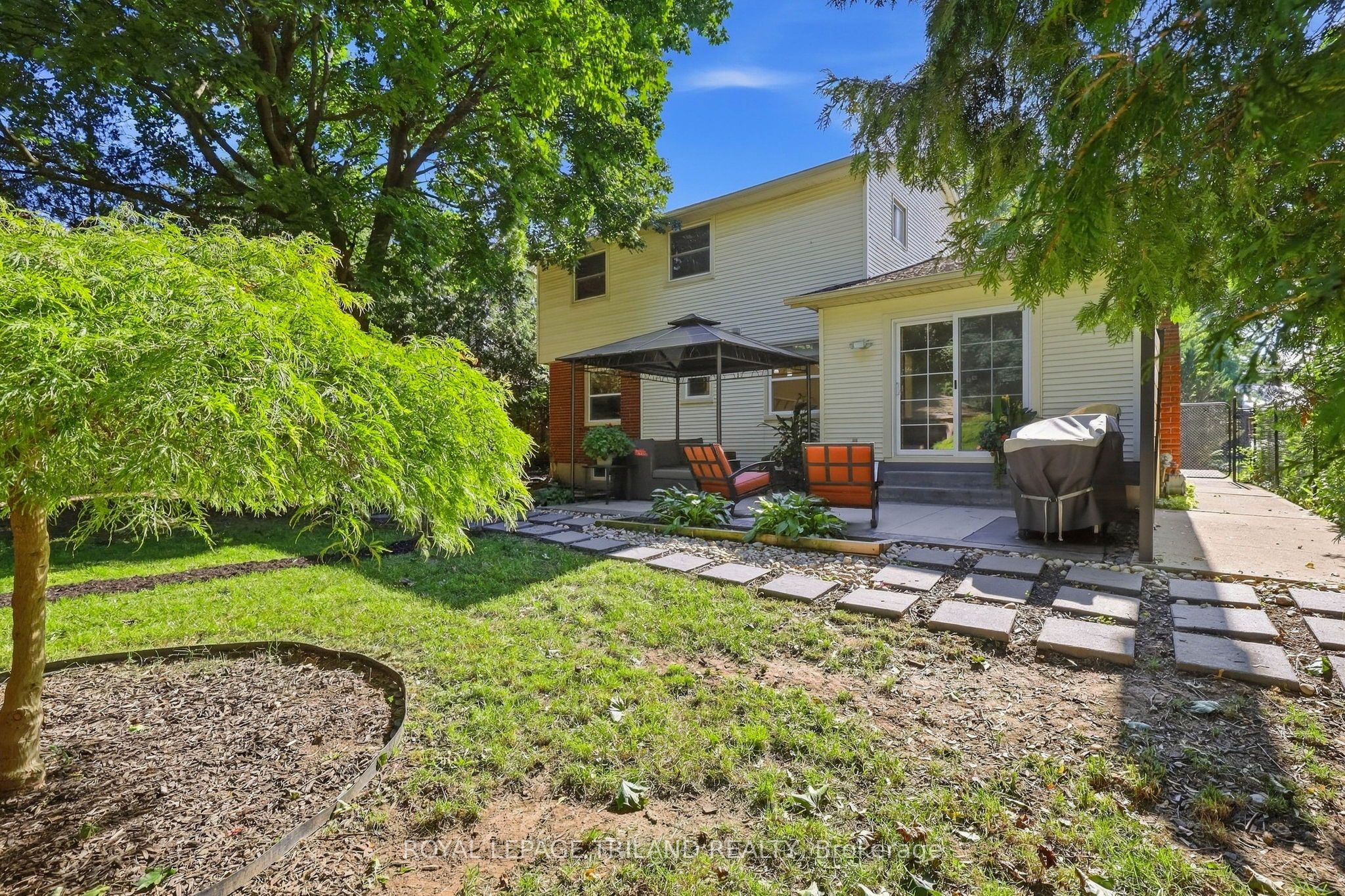 32 Hunter Woods Crescent Property Photo 36