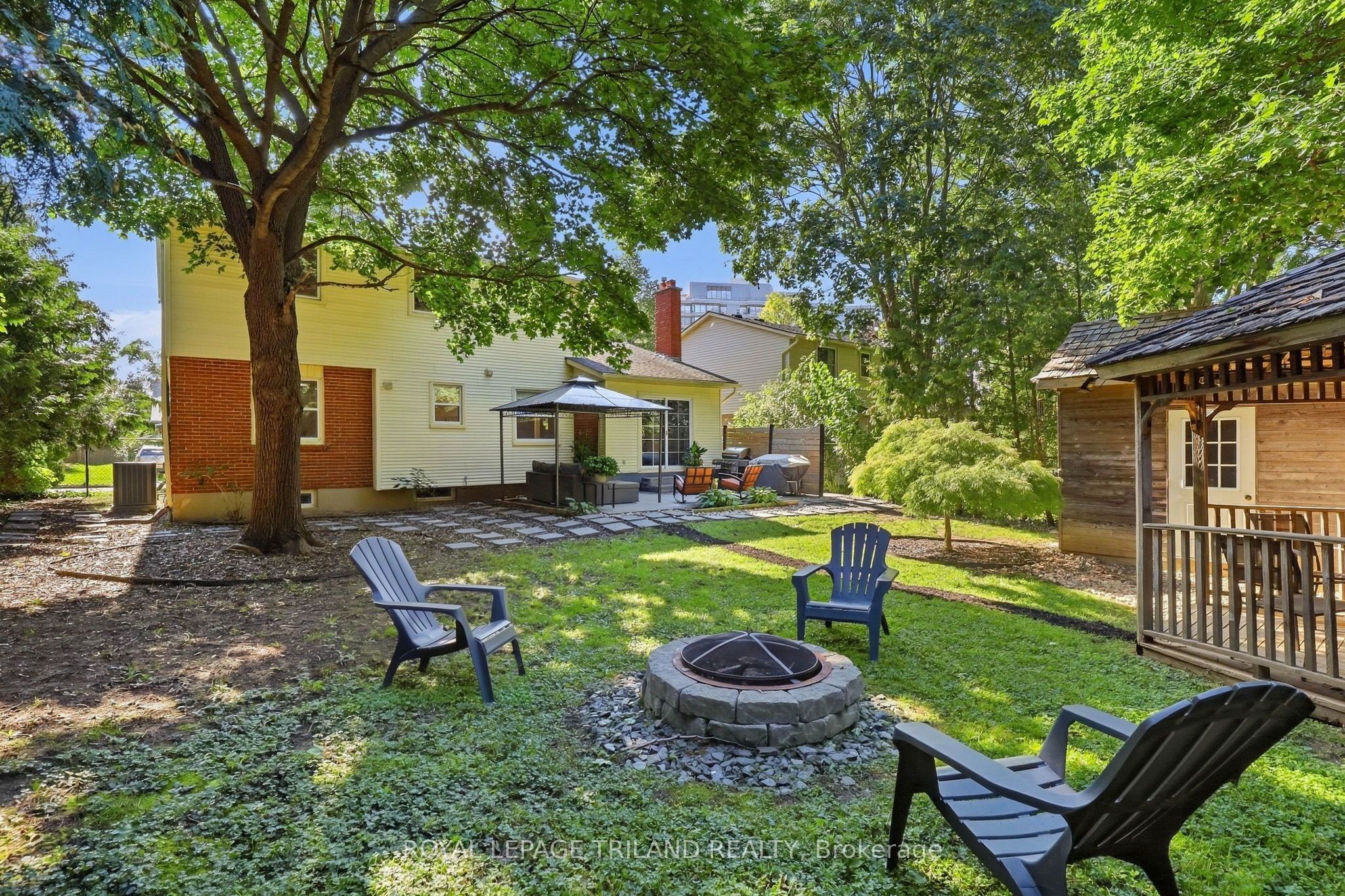 32 Hunter Woods Crescent Property Photo 39