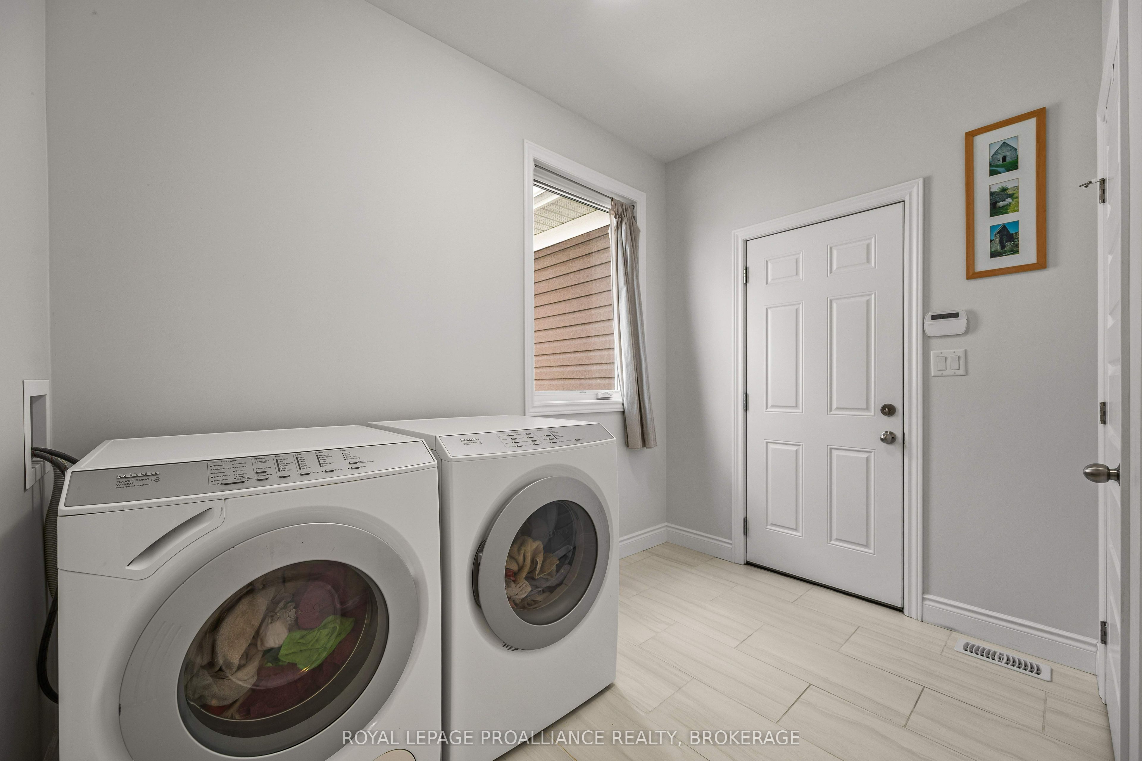209 Mill Pond Place Property Photo 17