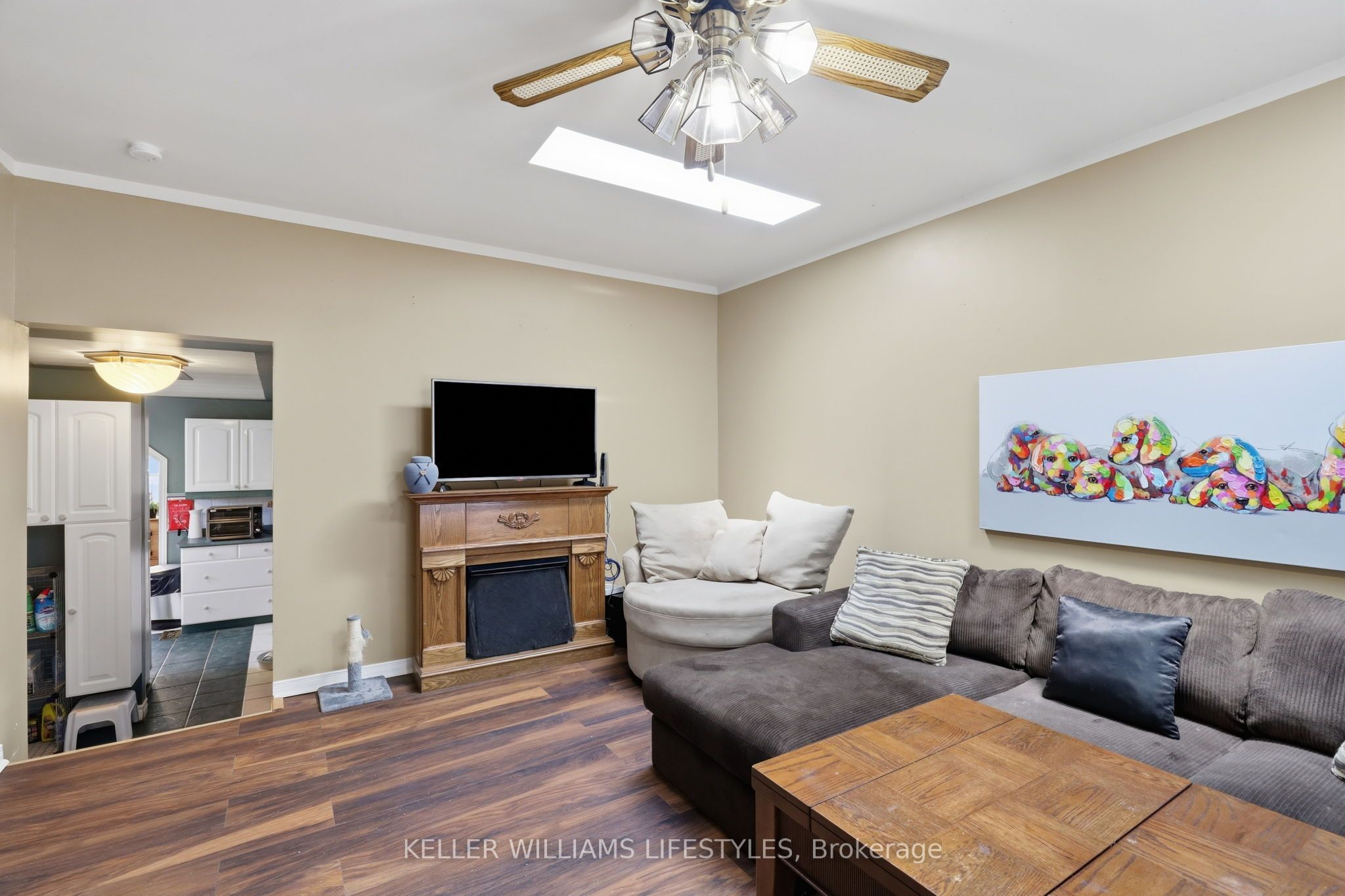 118 Emery Street W Property Photo 17
