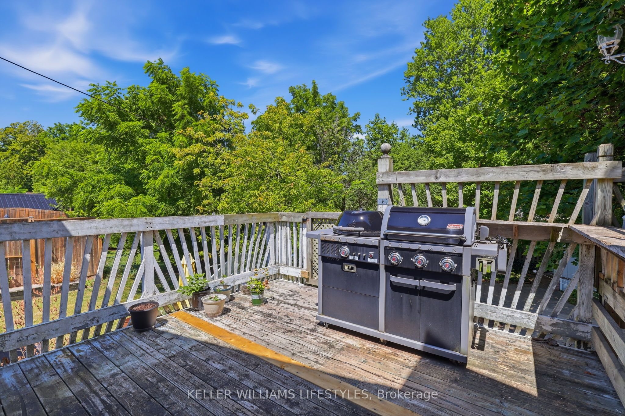 118 Emery Street W Property Photo 29