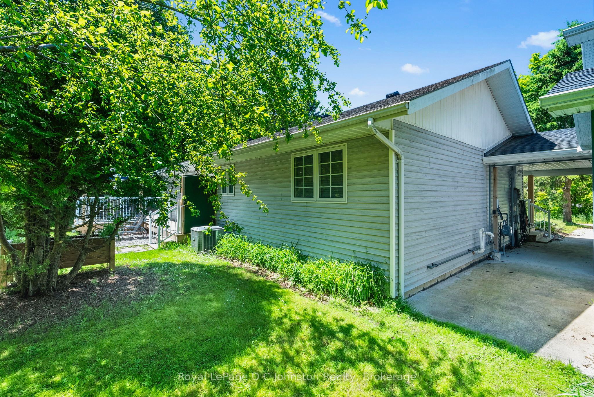 10 Mitchell Lane Property Photo 39