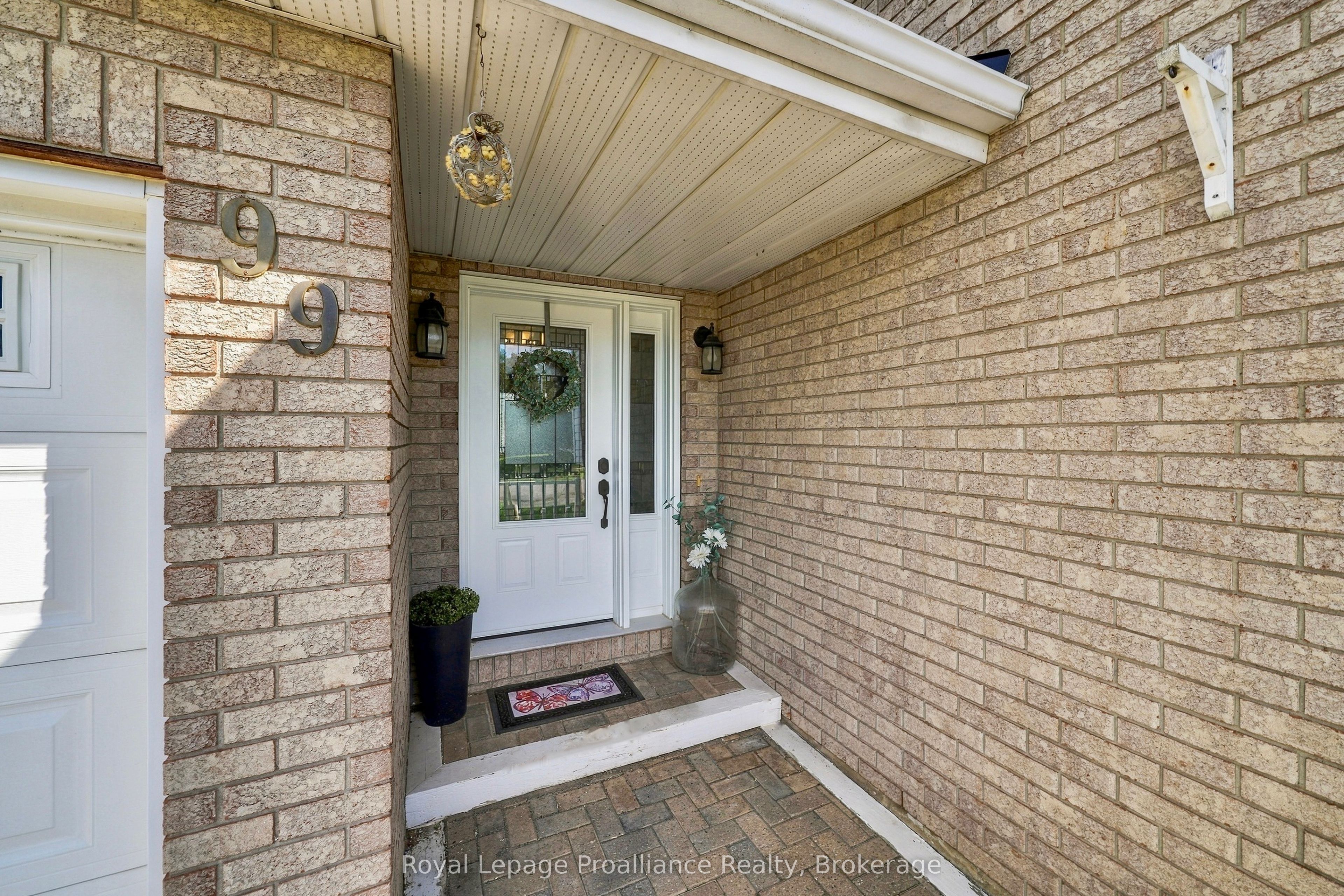 99 Westwind Crescent Property Photo 6