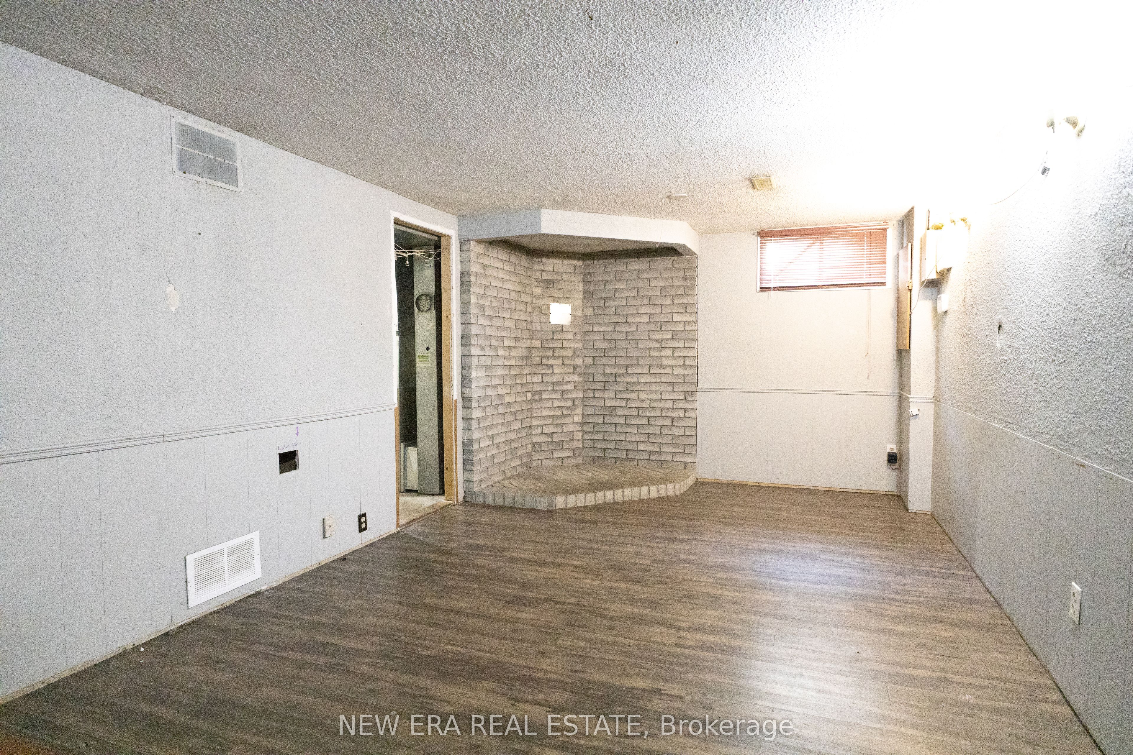 58 Amherst Drive Property Photo 10