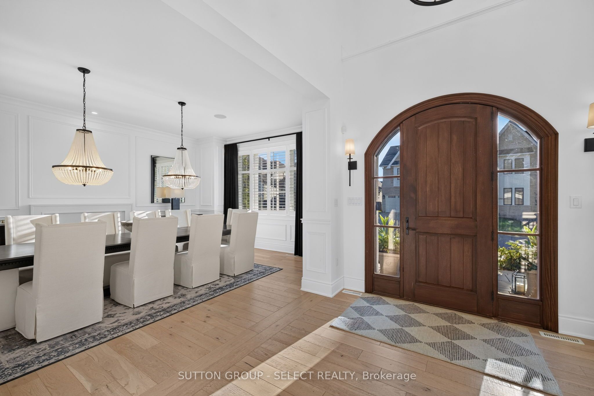 1764 Upper West Avenue Property Photo 3